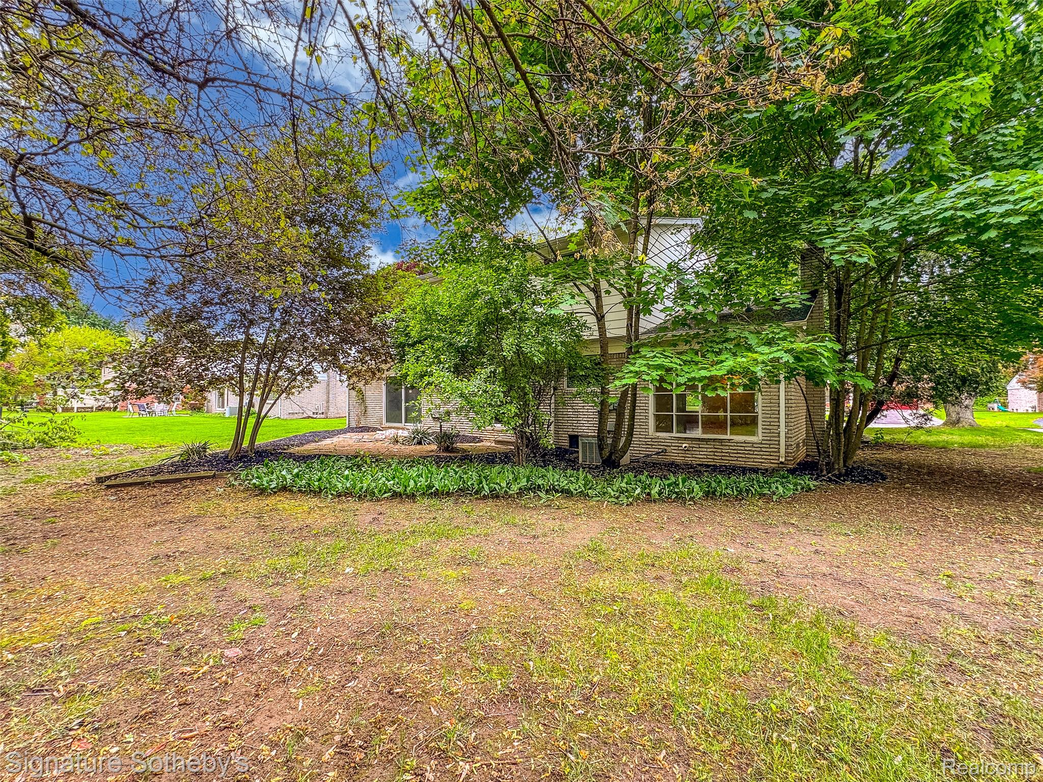 28988 Ramblewood Drive