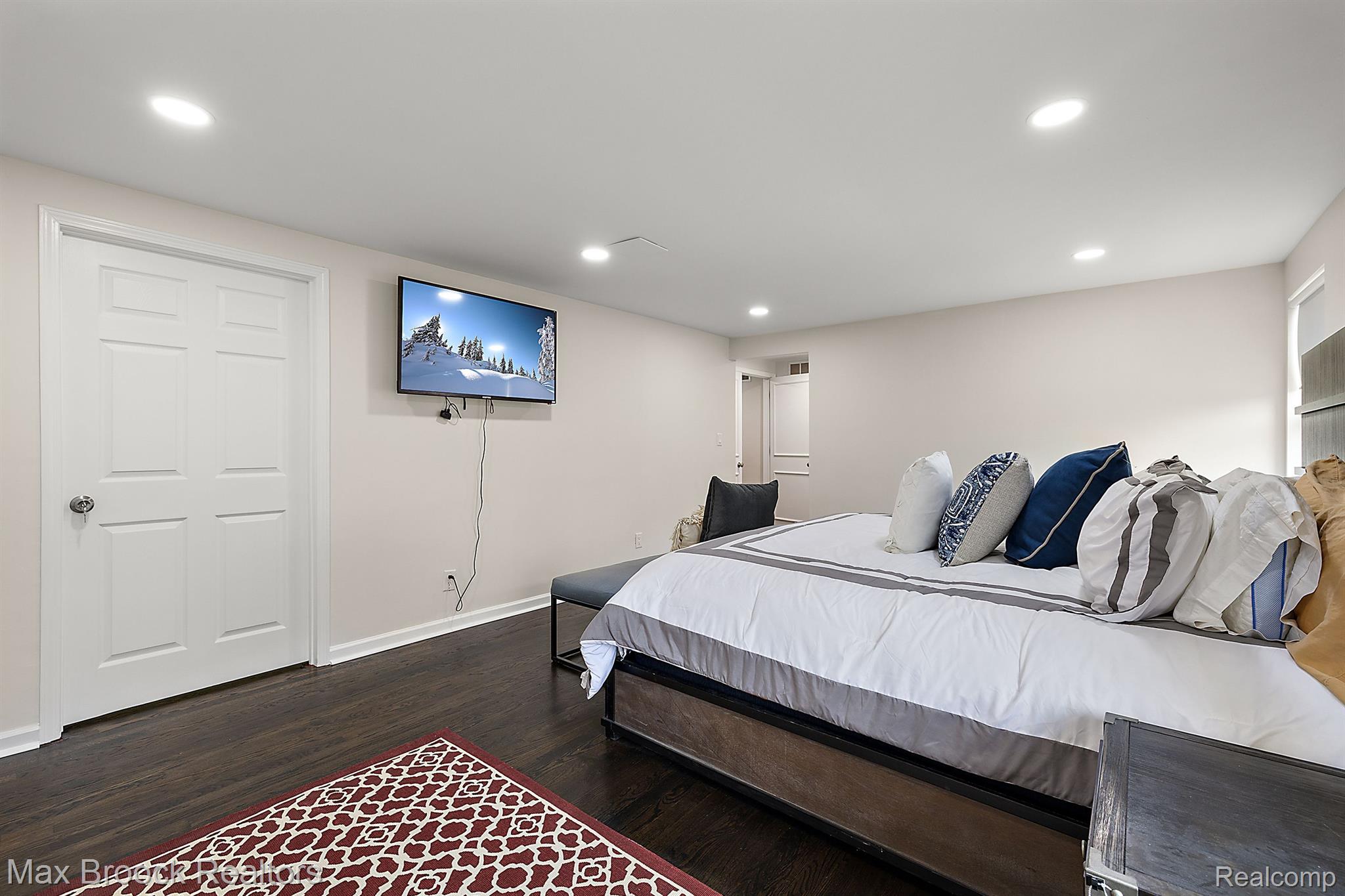4573 Ranch Lane