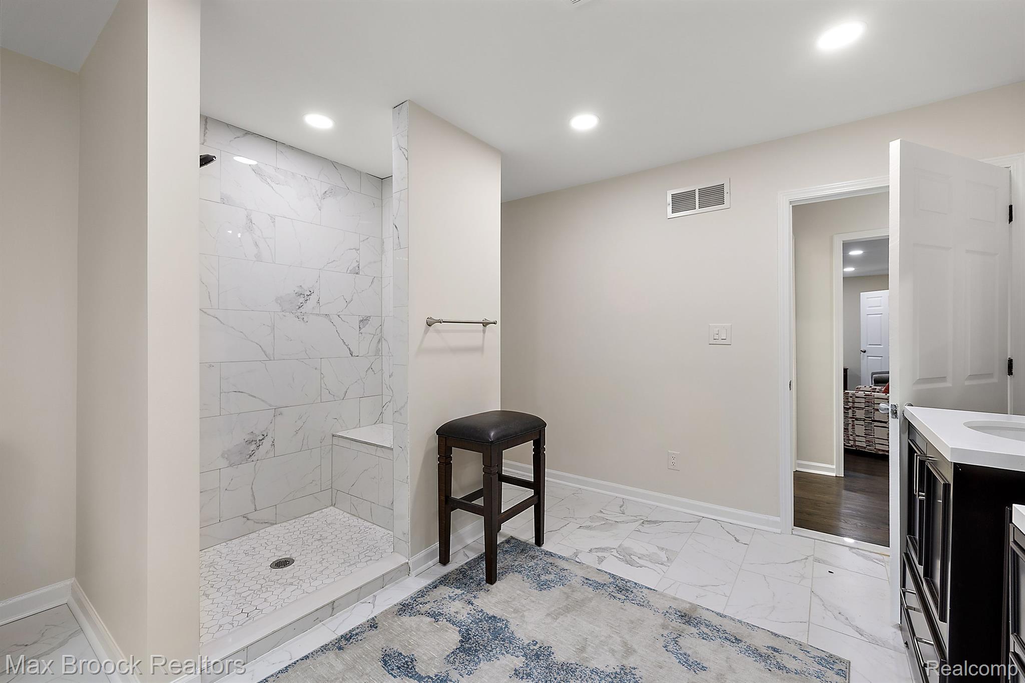 4573 Ranch Lane