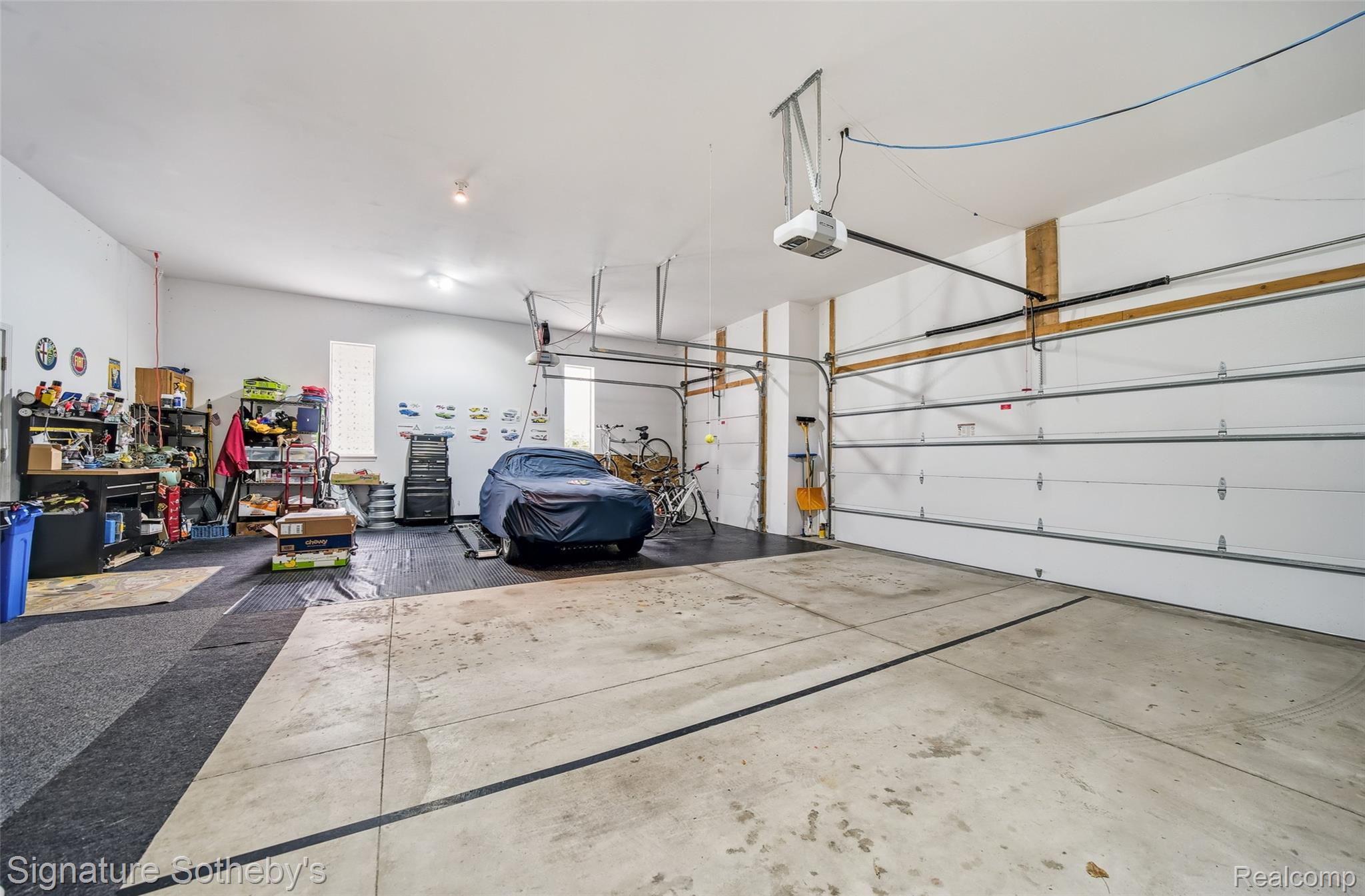 1842 Latimer Drive