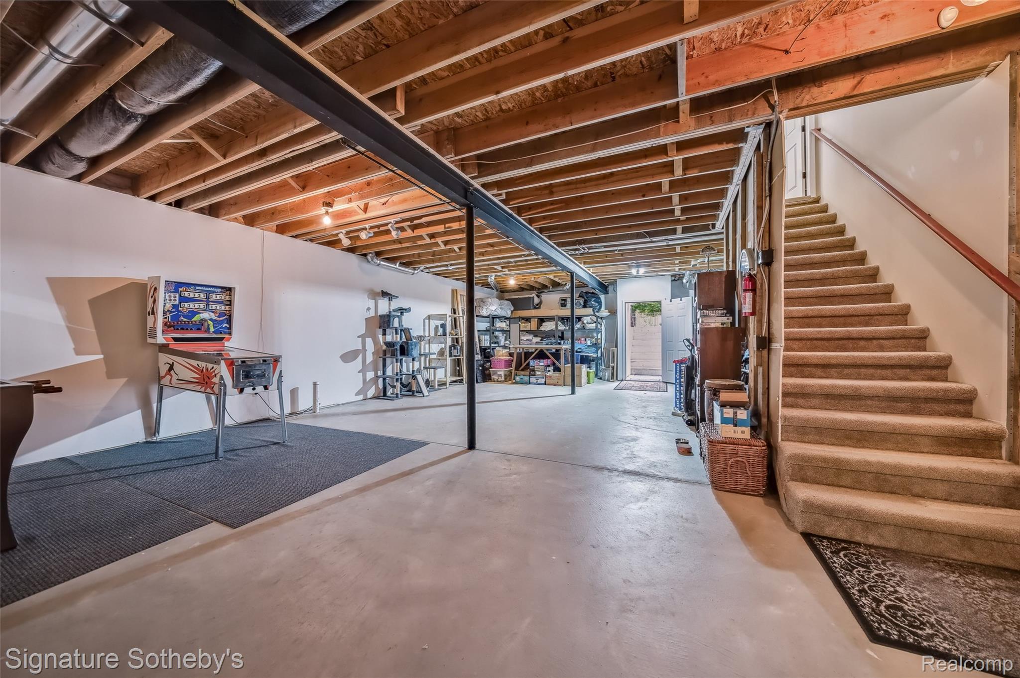 1842 Latimer Drive