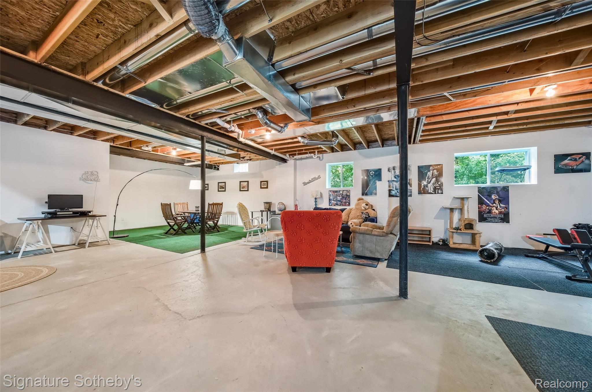 1842 Latimer Drive