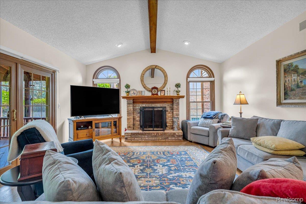 24842 White Plains Drive