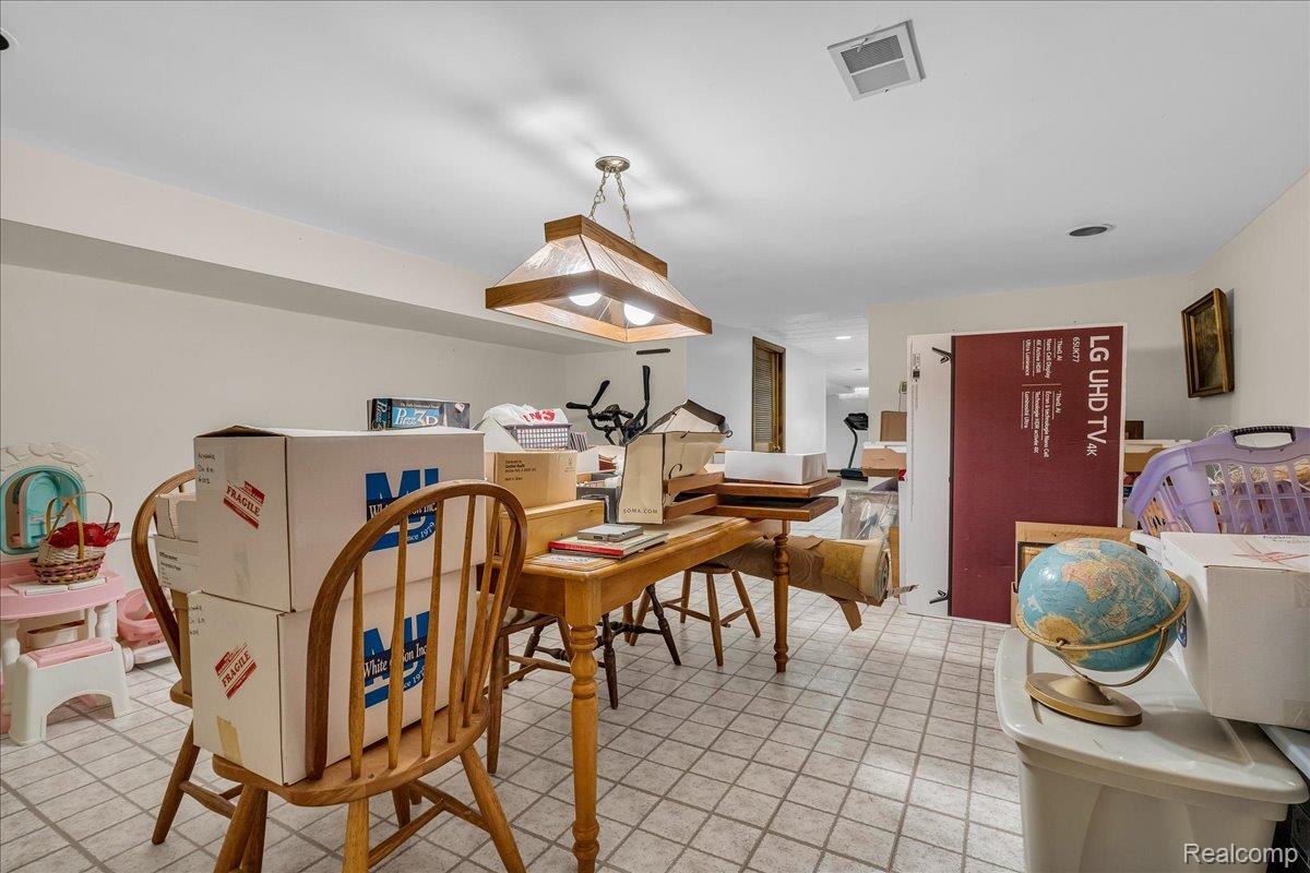 24842 White Plains Drive