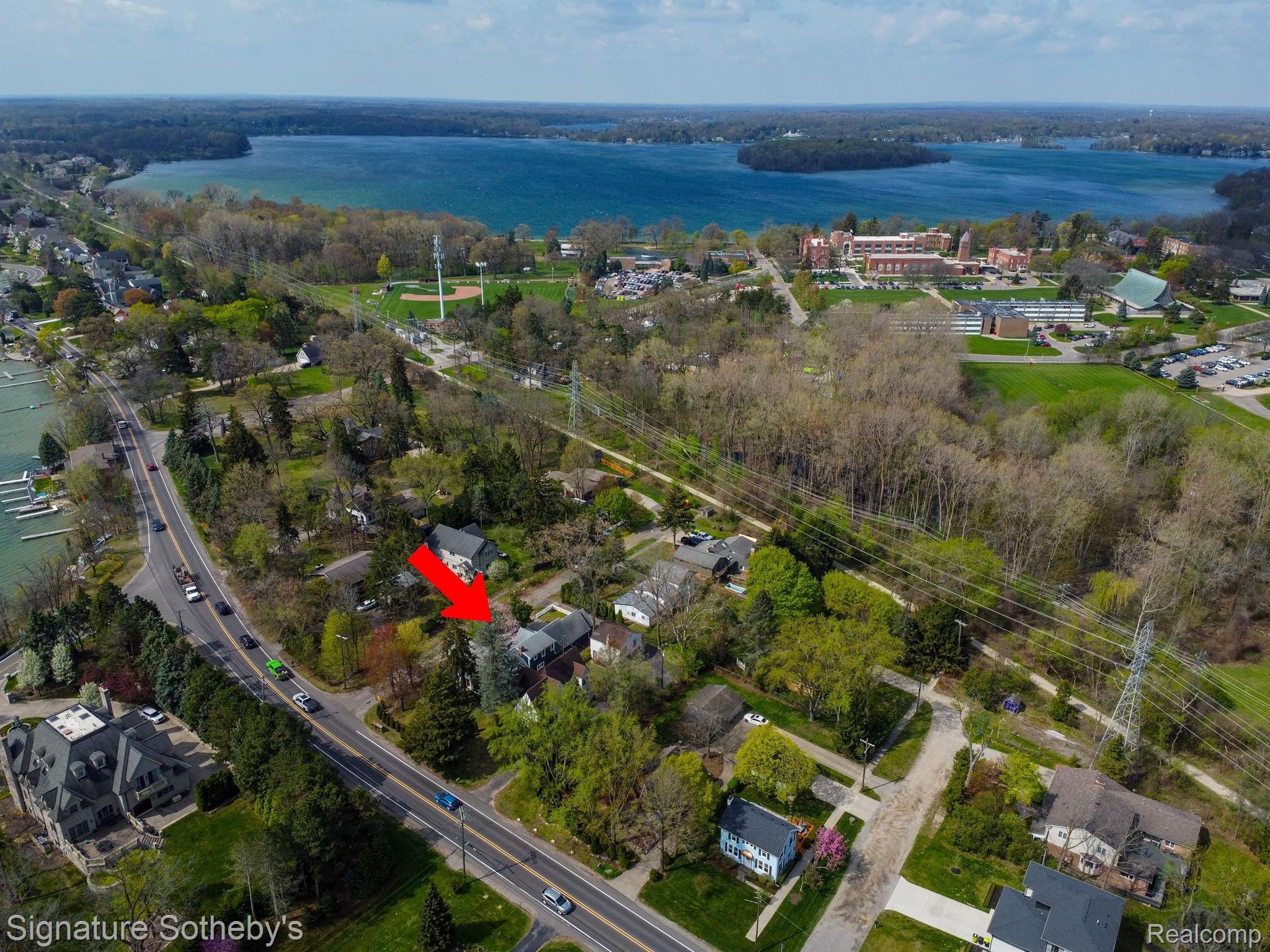 3556 ORCHARD LAKE Road