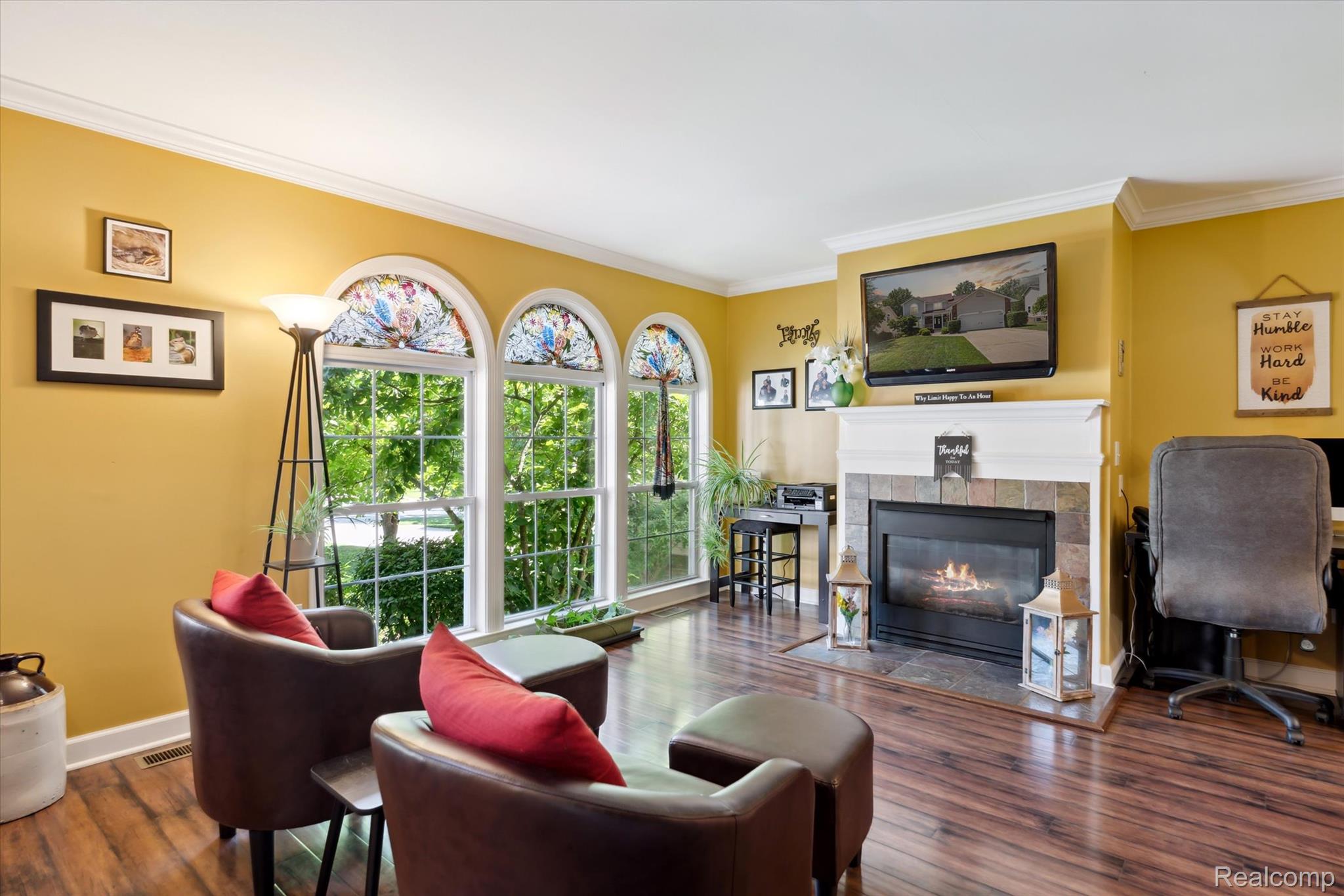 575 Thornehill Trail