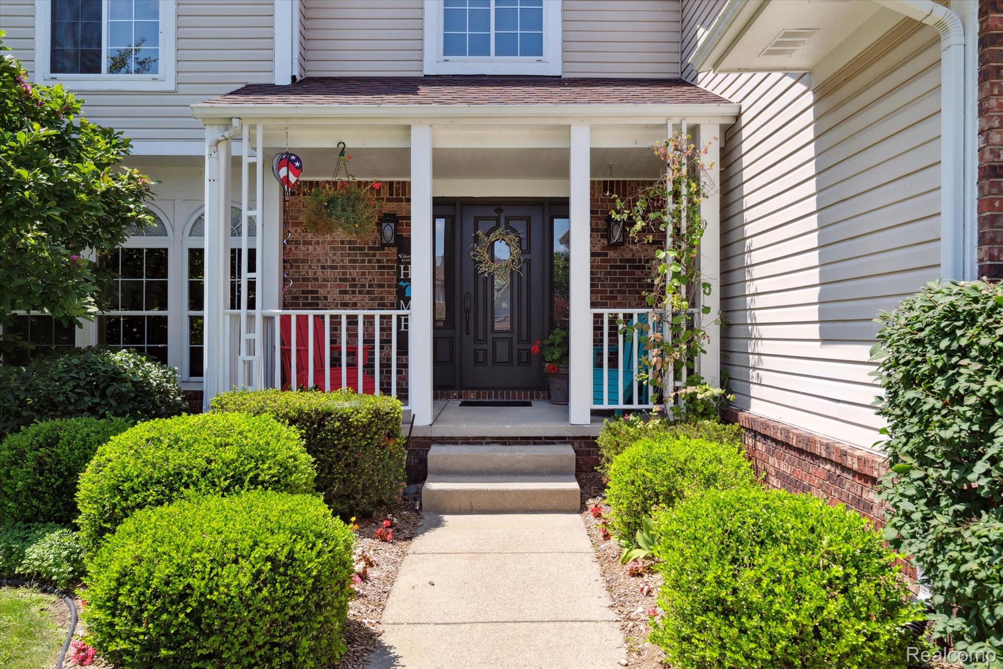 575 Thornehill Trail