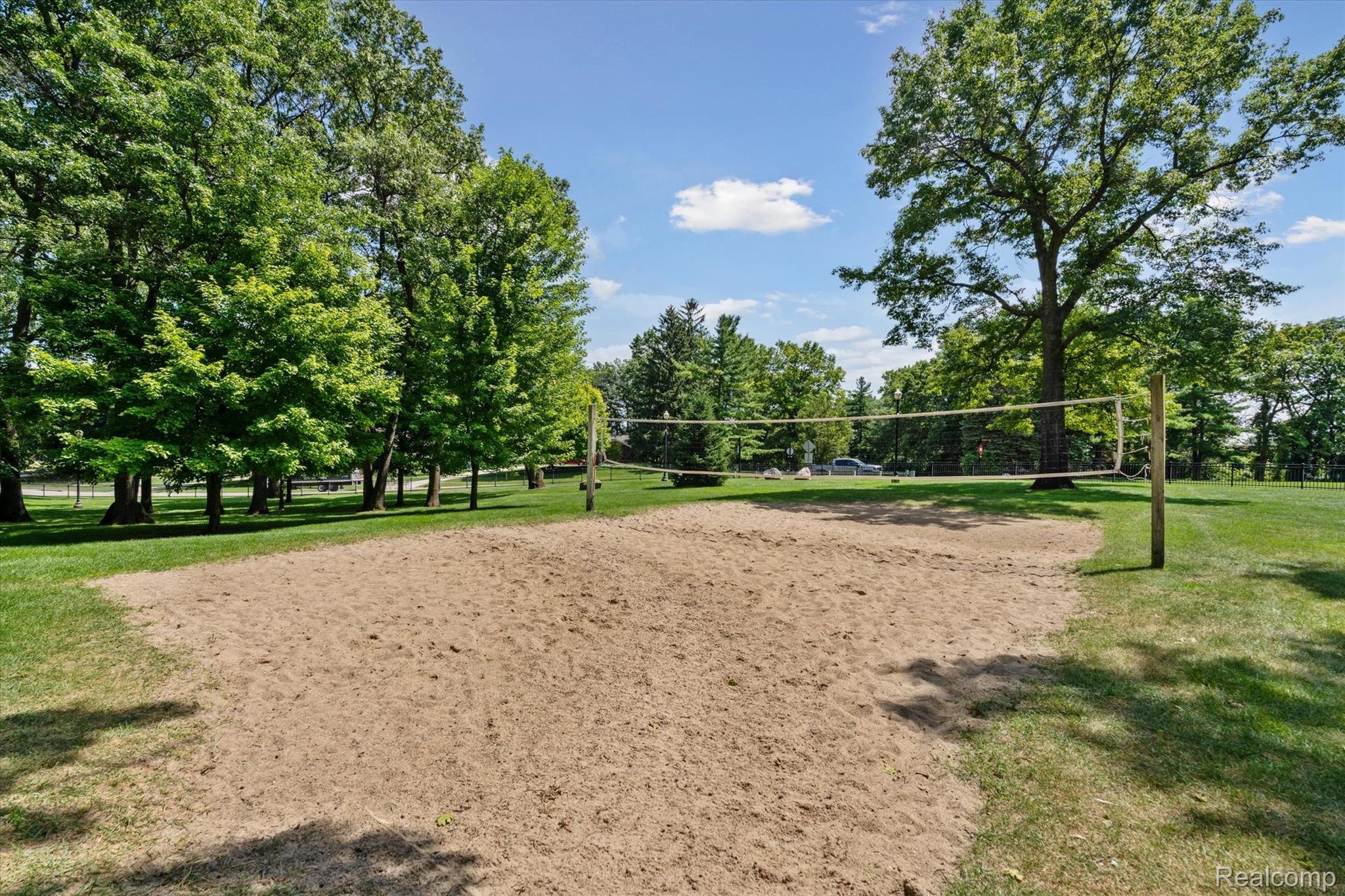575 Thornehill Trail