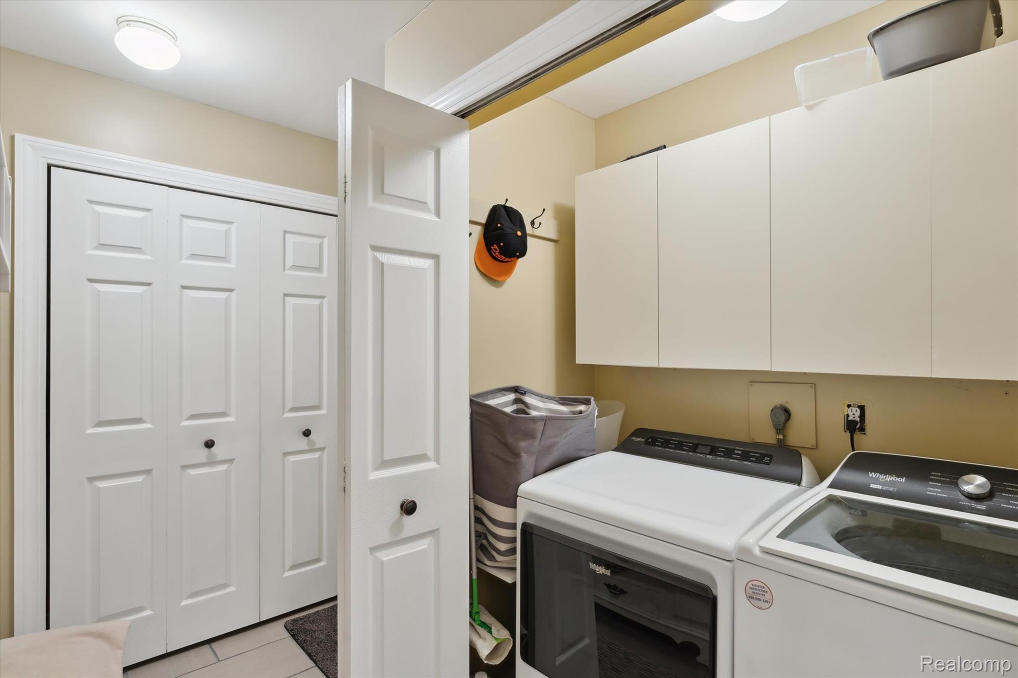 575 Thornehill Trail