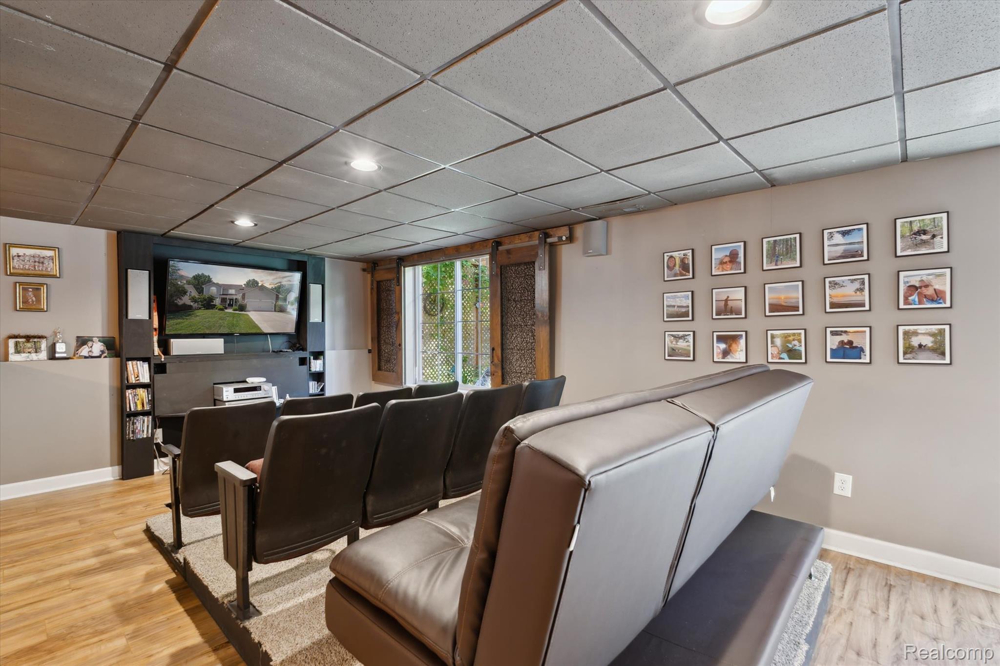 575 Thornehill Trail