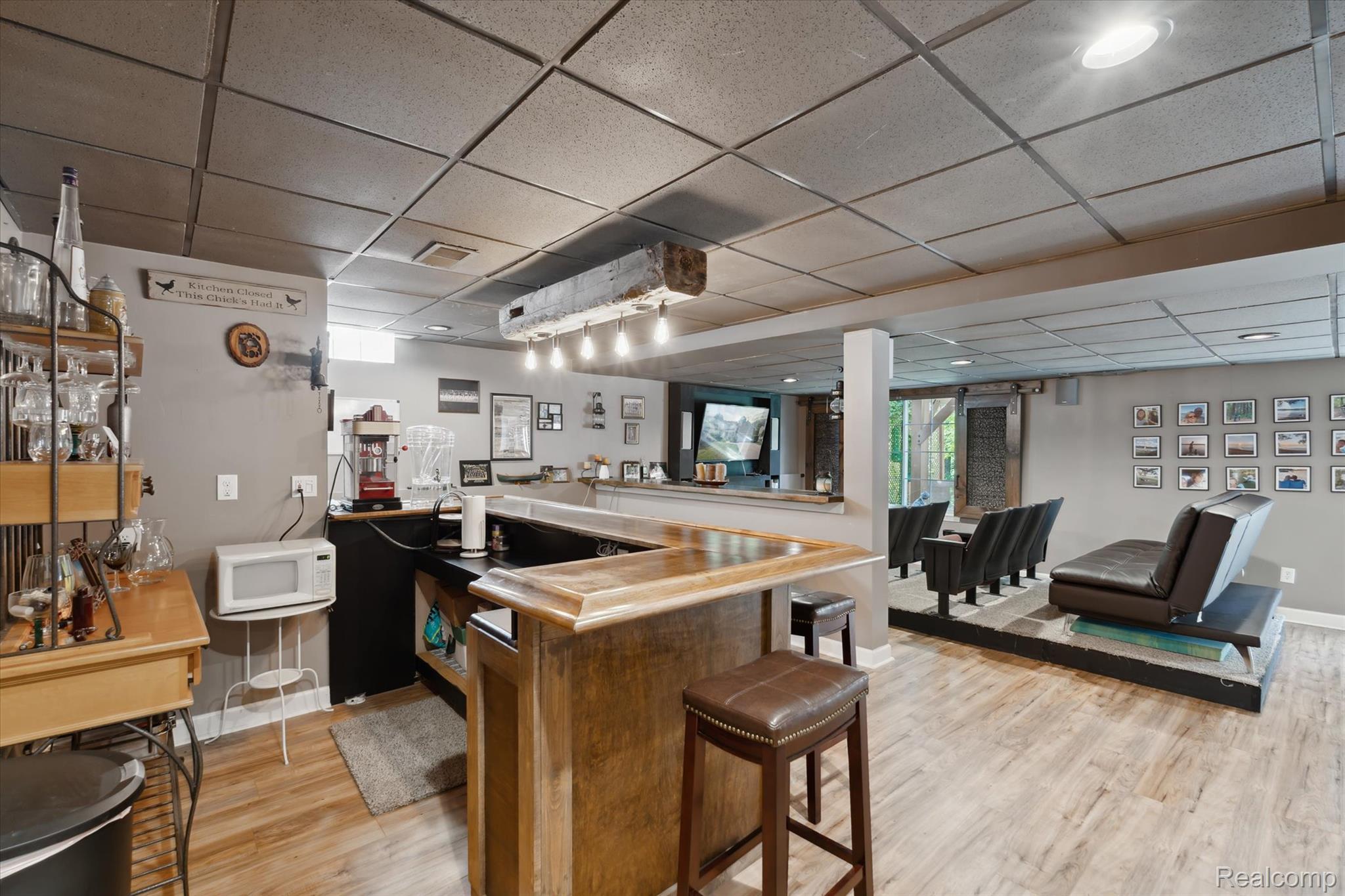 575 Thornehill Trail