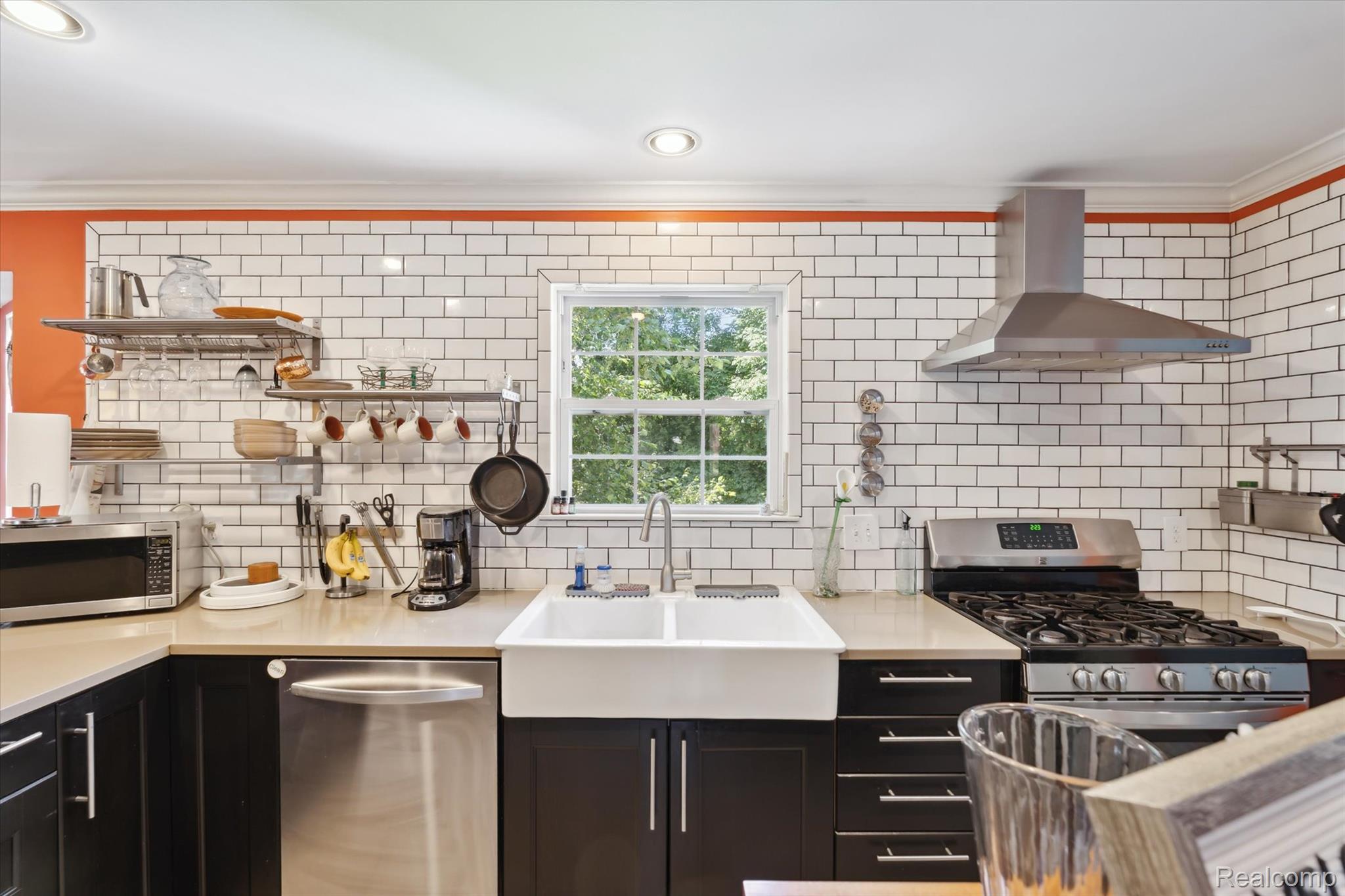 575 Thornehill Trail
