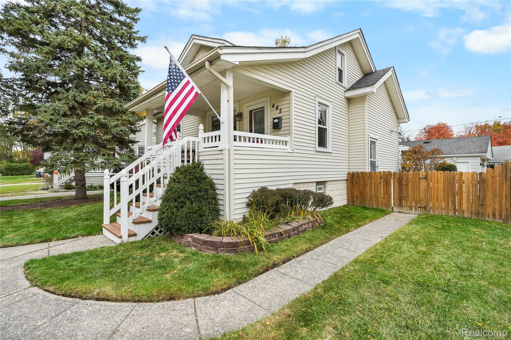 445 Linden Avenue