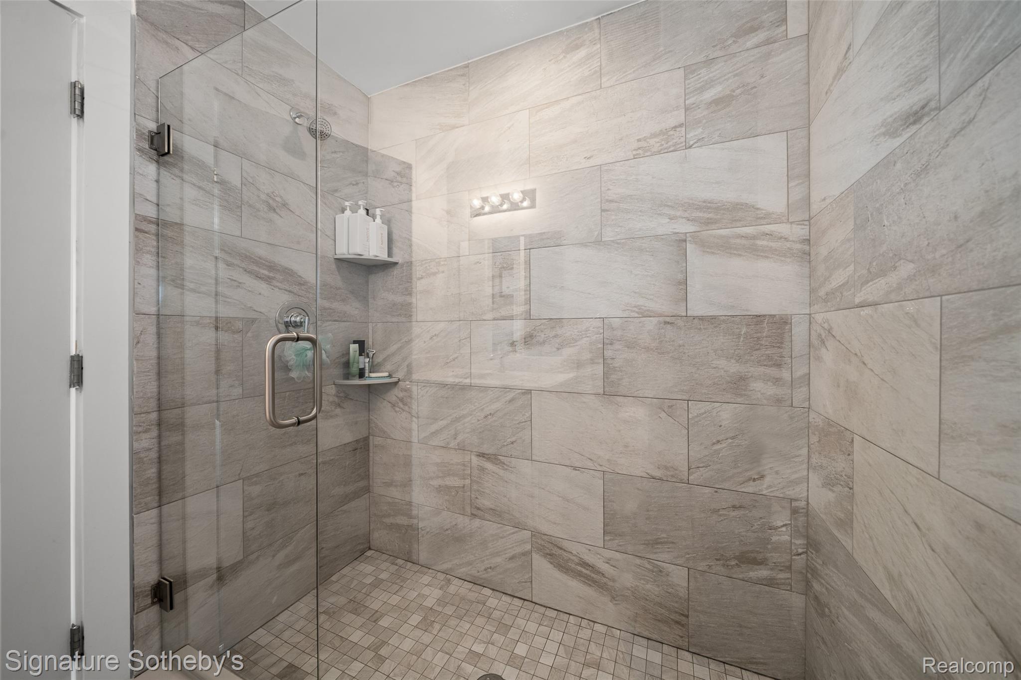 2927 Artemis Drive
