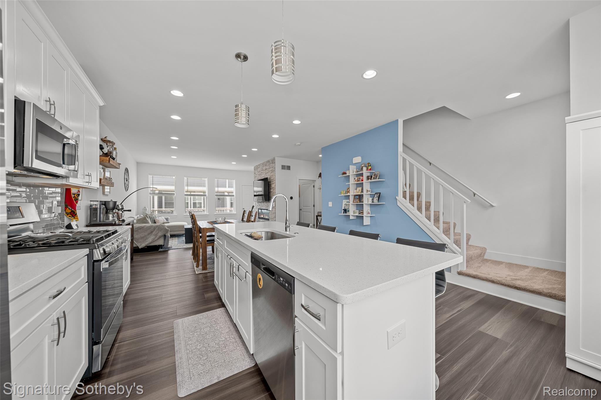 2927 Artemis Drive