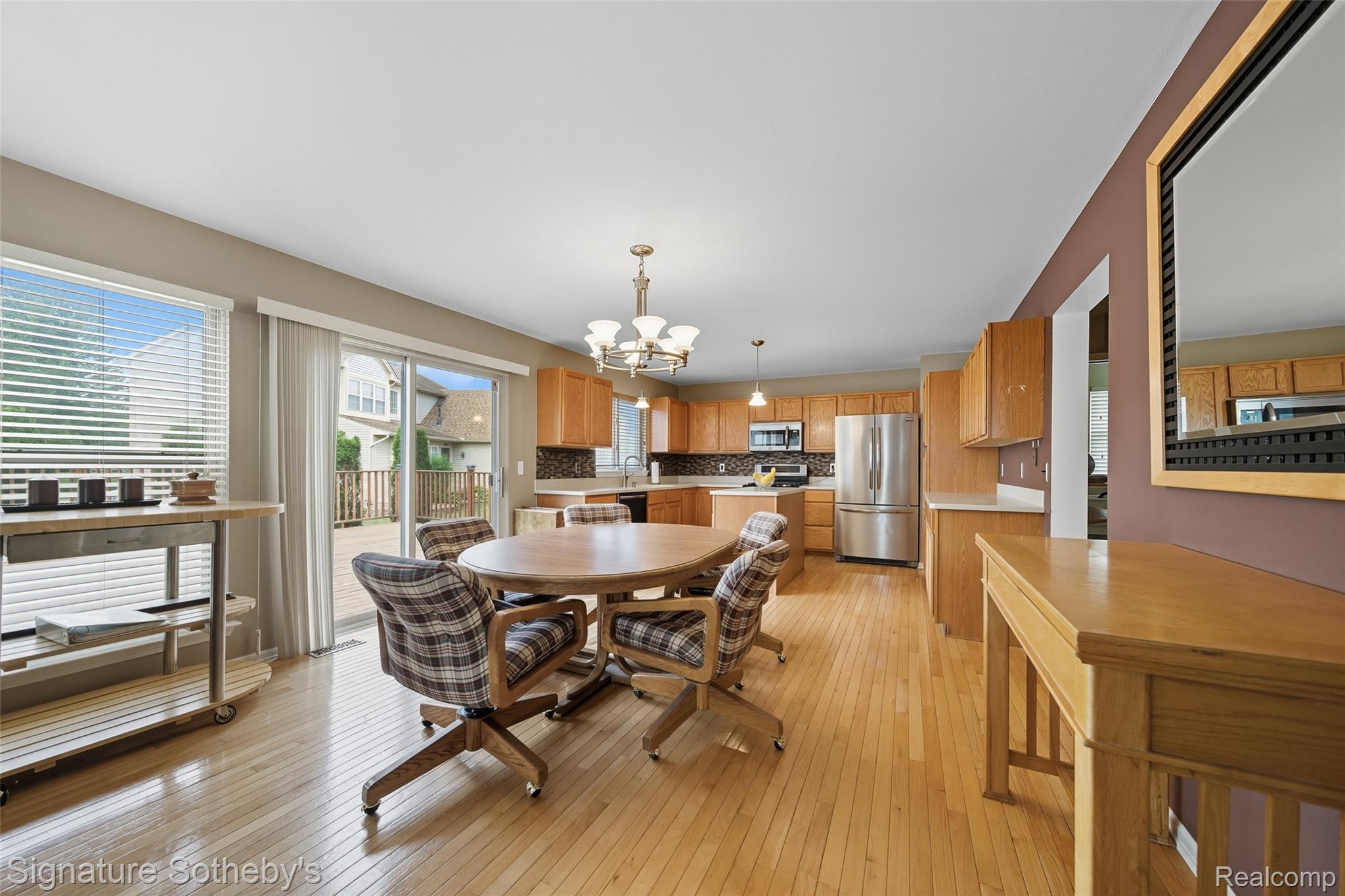 6833 Sadie Lane