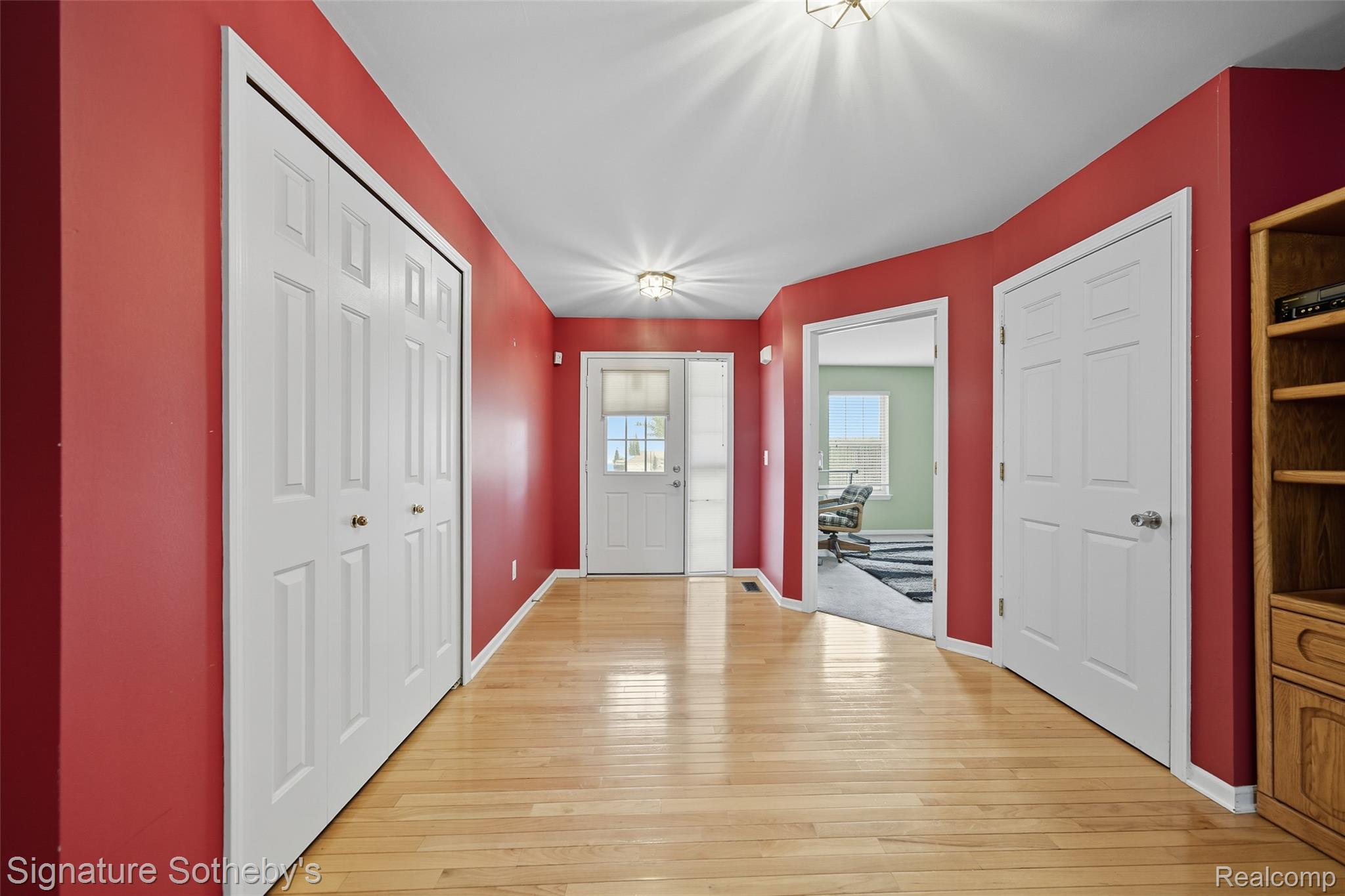 6833 Sadie Lane