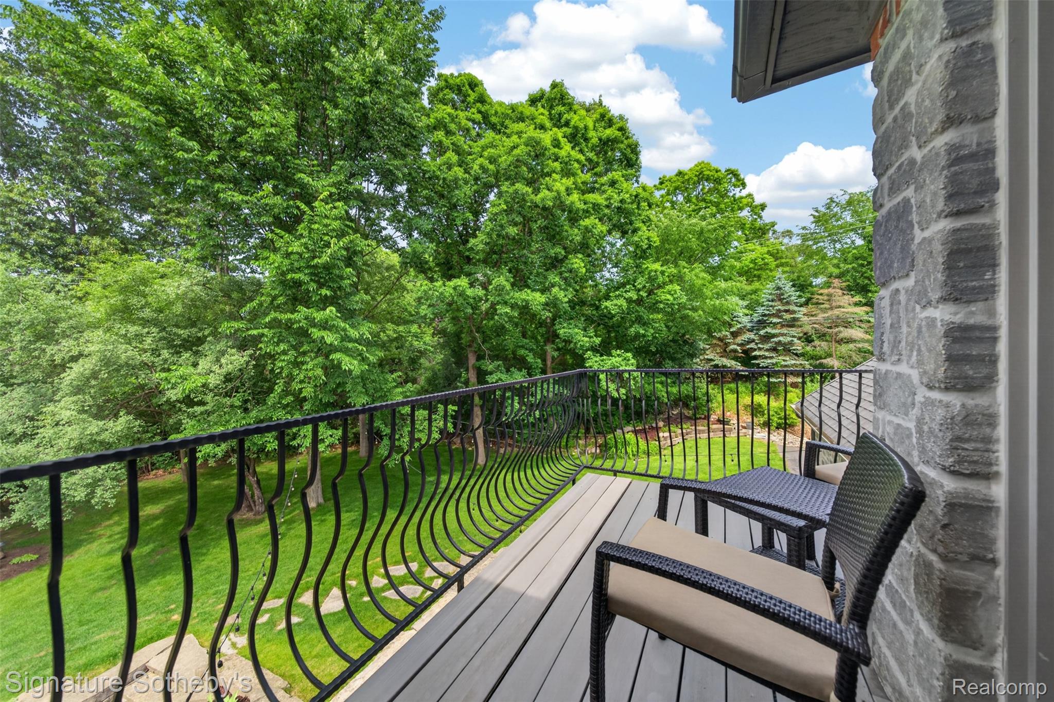 900 Hill Hollow Lane