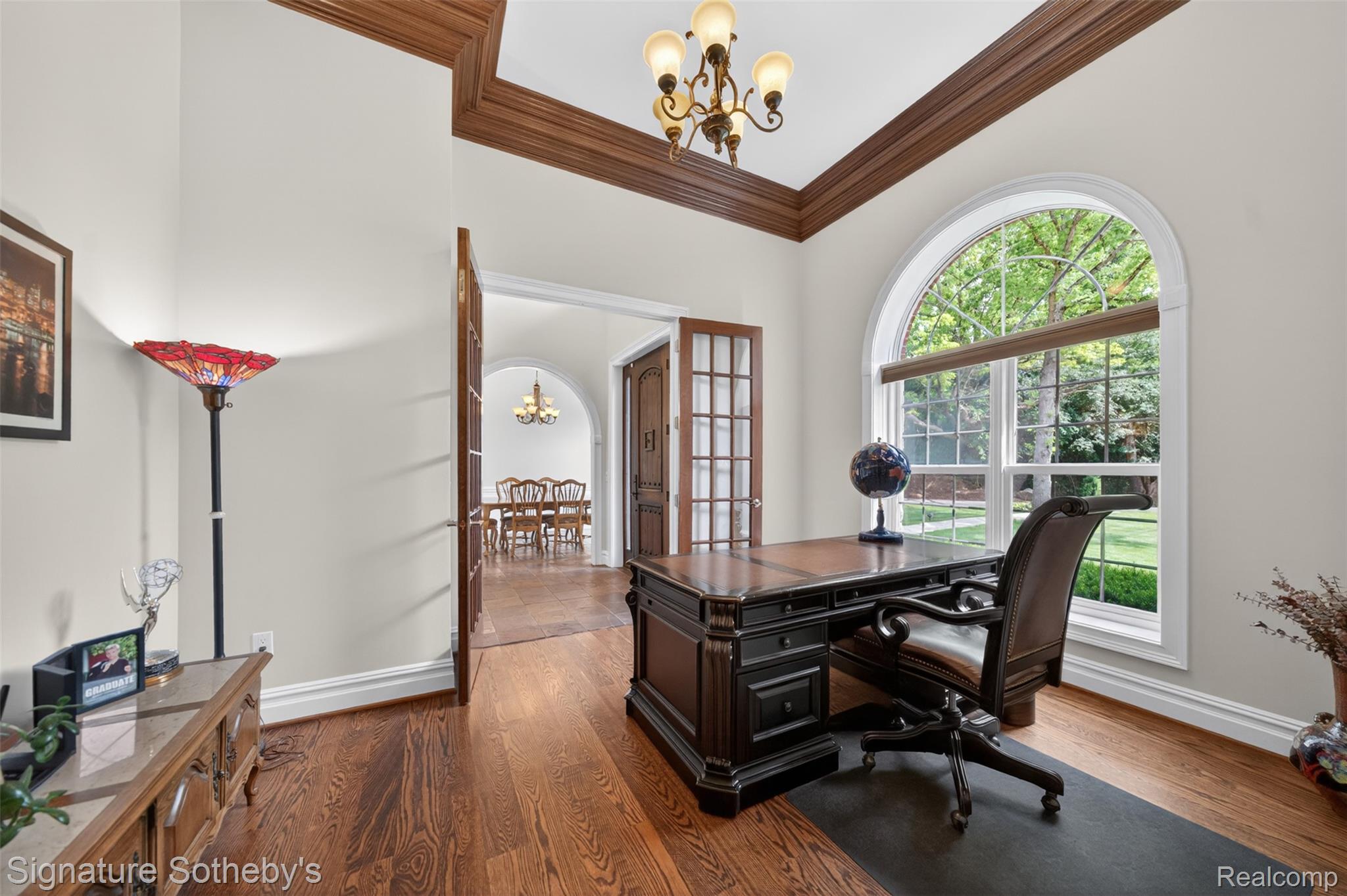 900 Hill Hollow Lane