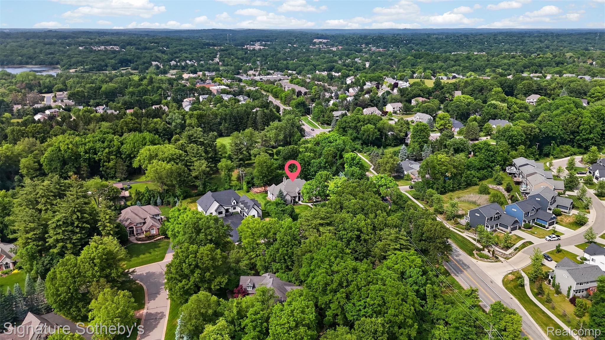 900 Hill Hollow Lane
