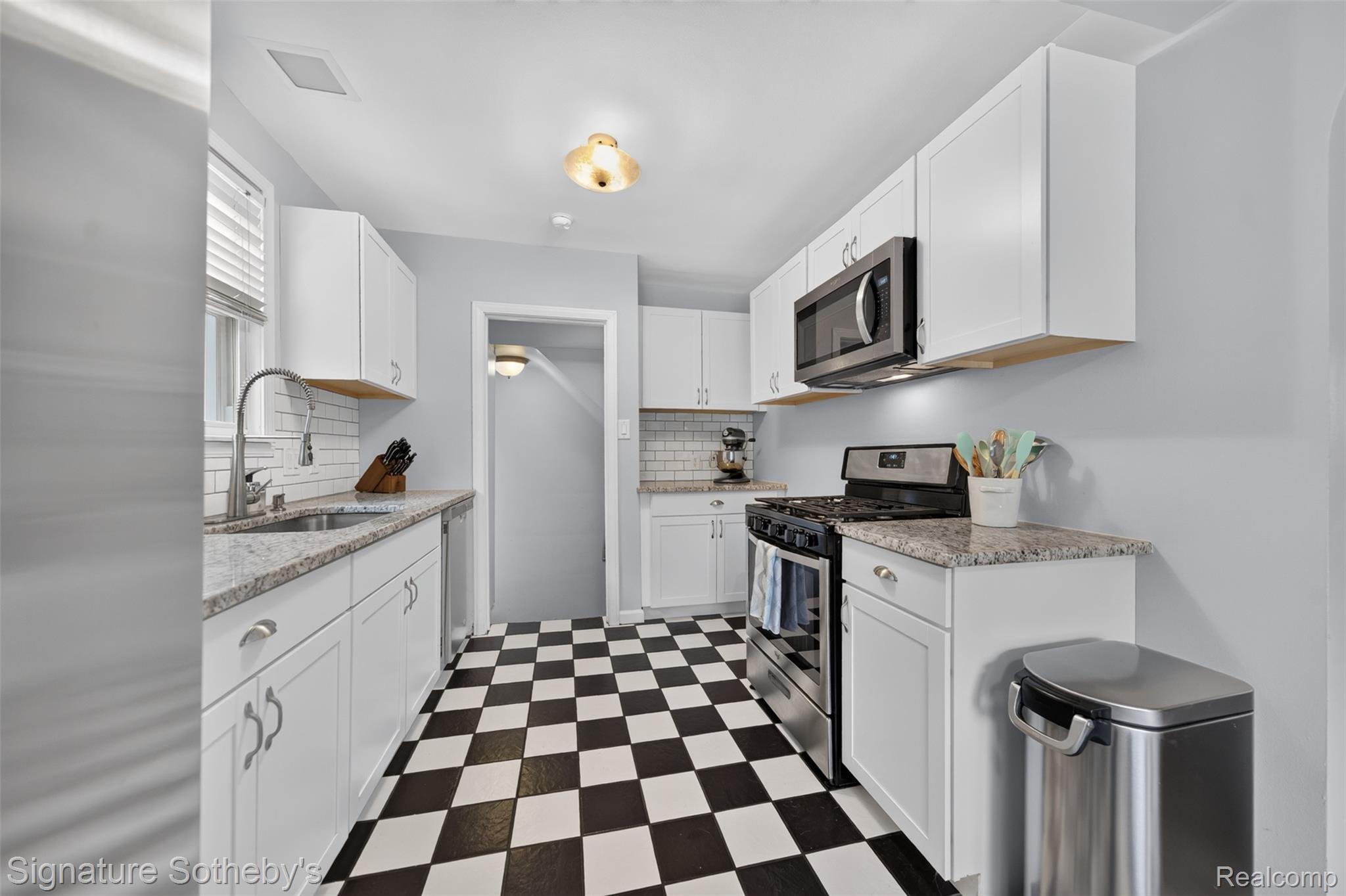 125 S Kenwood Avenue