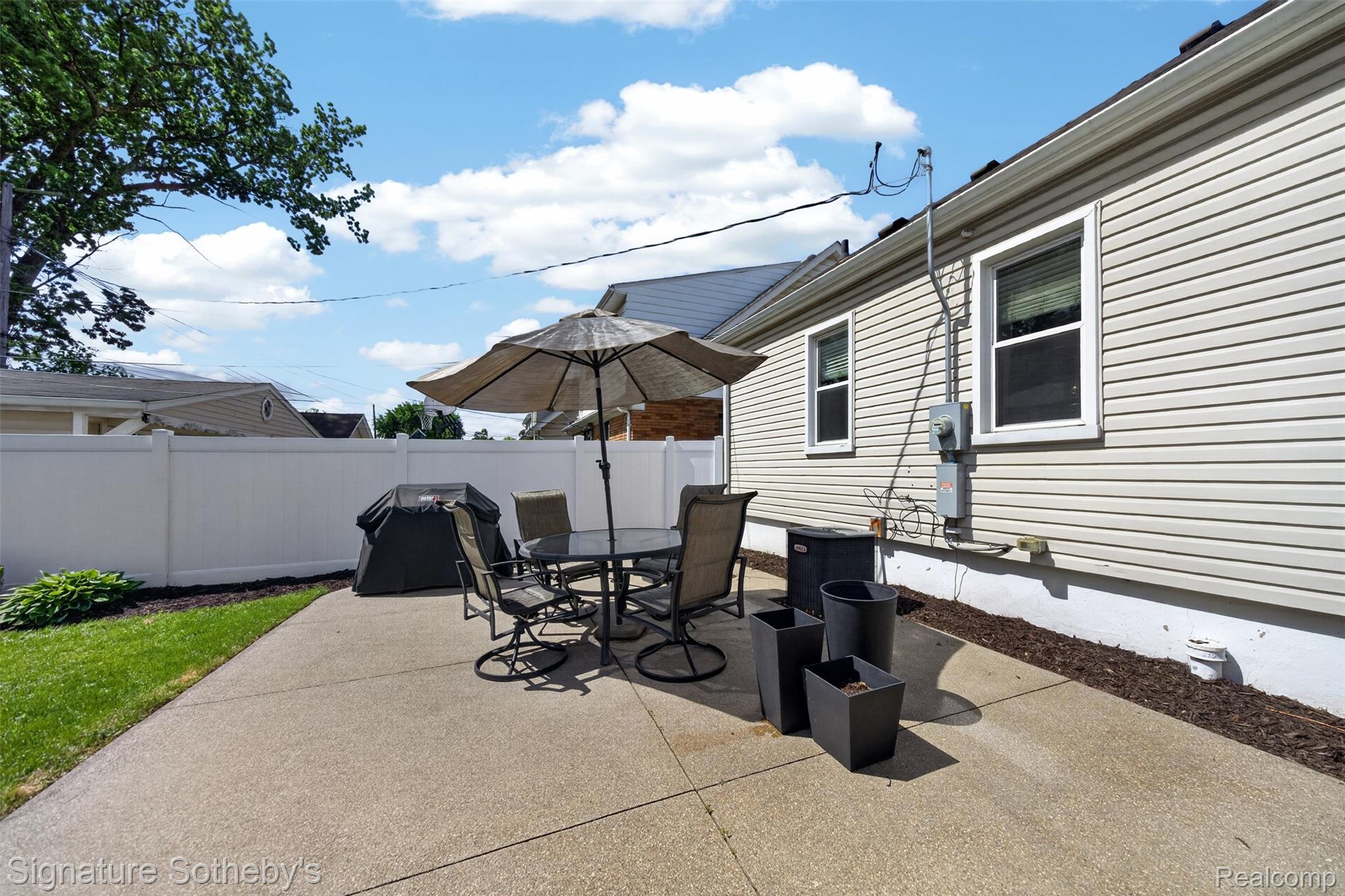 125 S Kenwood Avenue