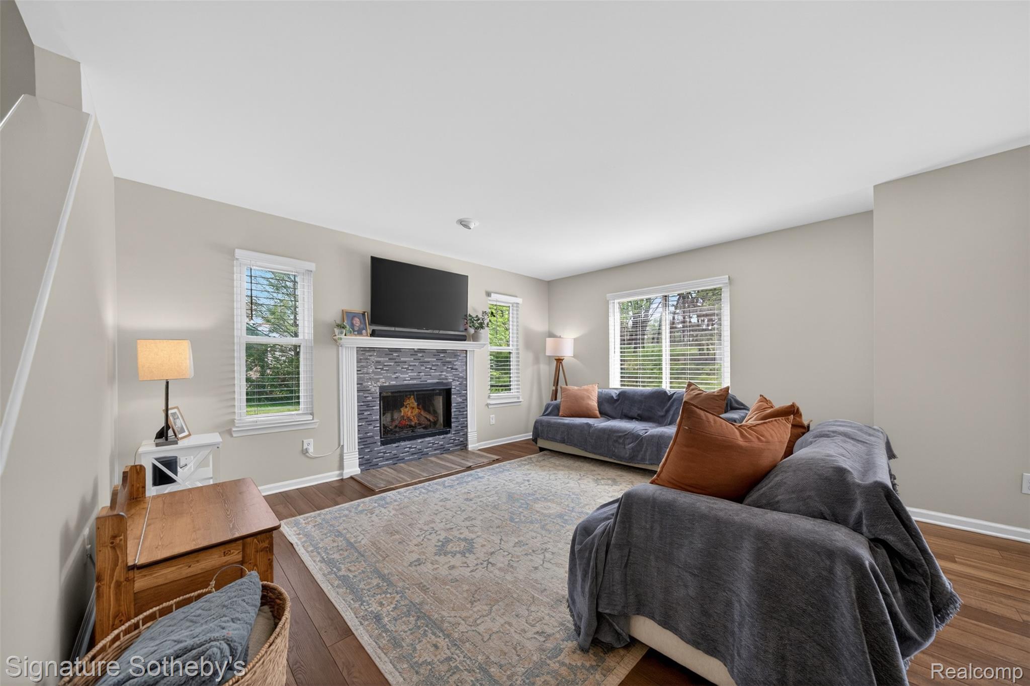 3332 Woodruff Meadows Court