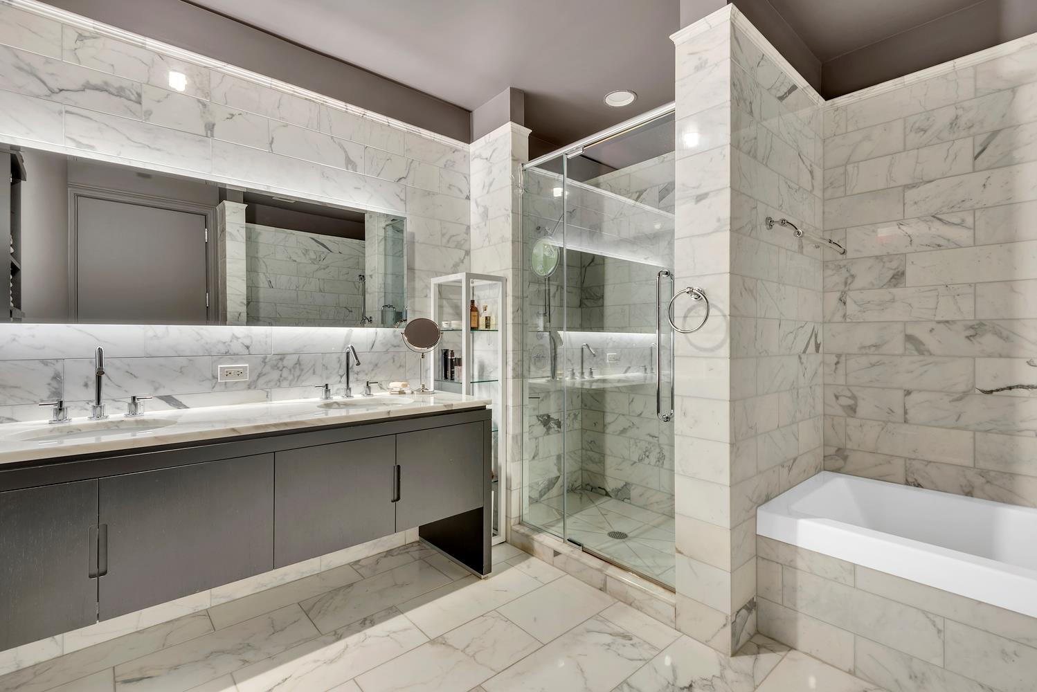 225 5TH Avenue 2F