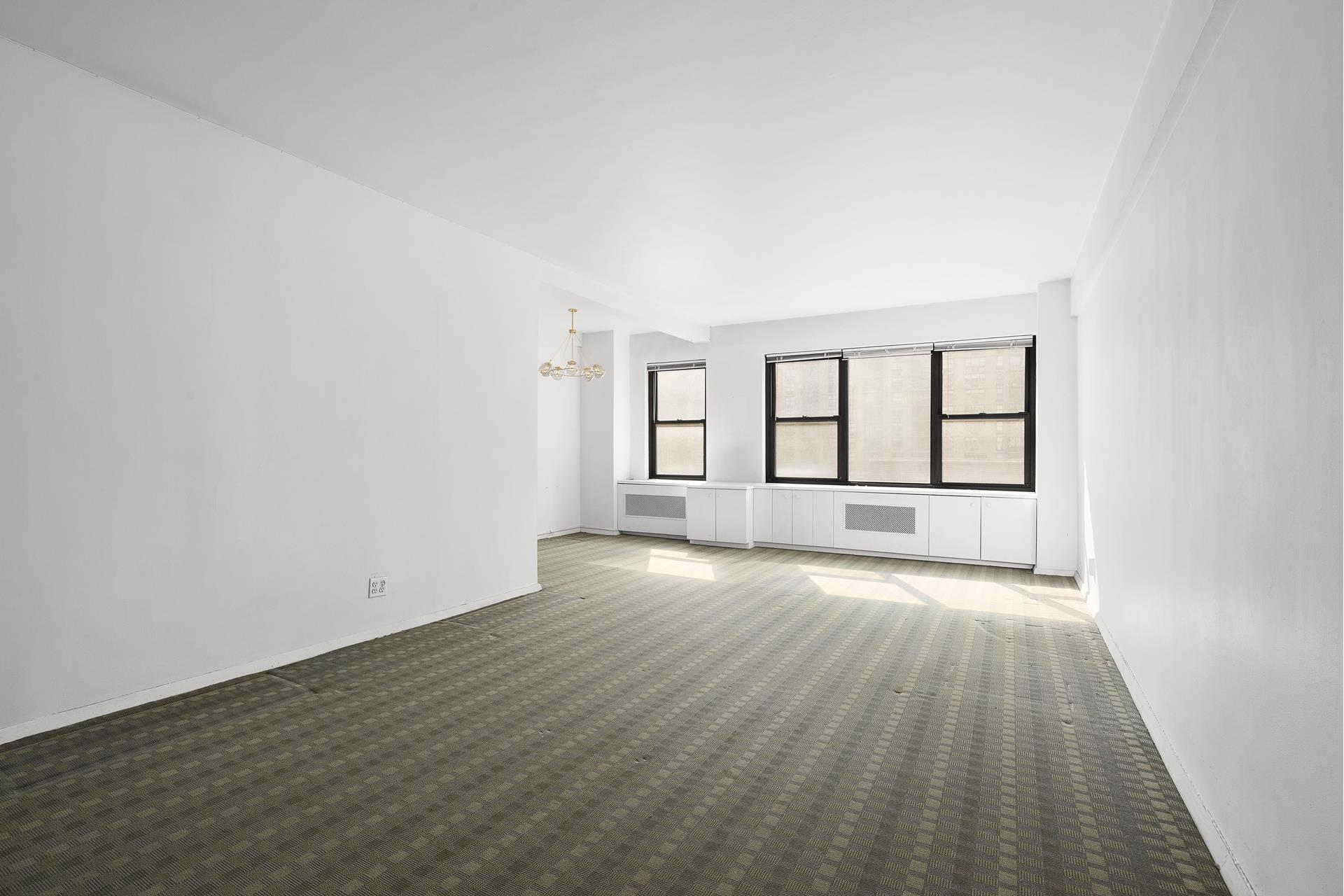 2 TUDOR CITY Place 2OS