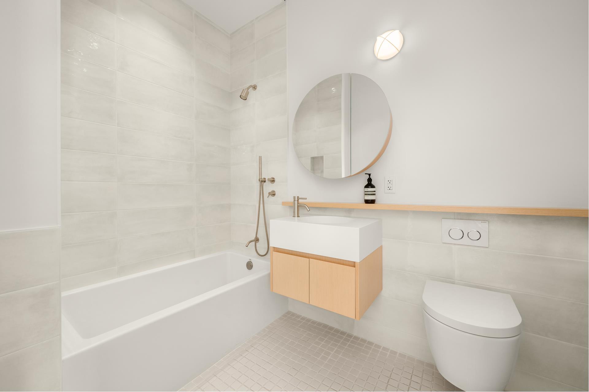 30 FRONT Street 21A/D
