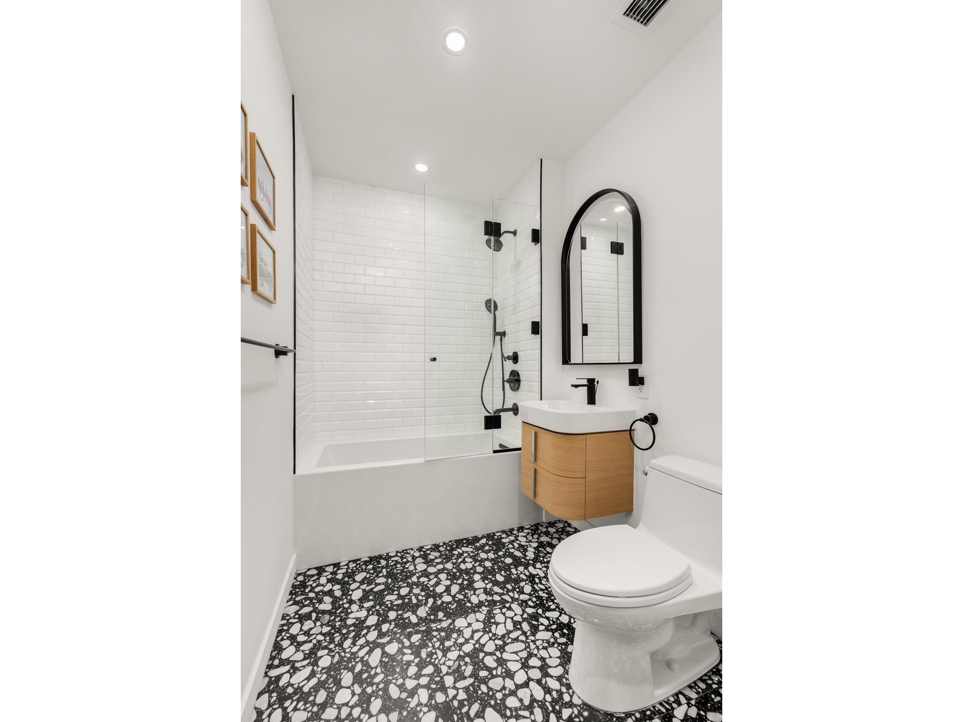 100 JAY Street 18A