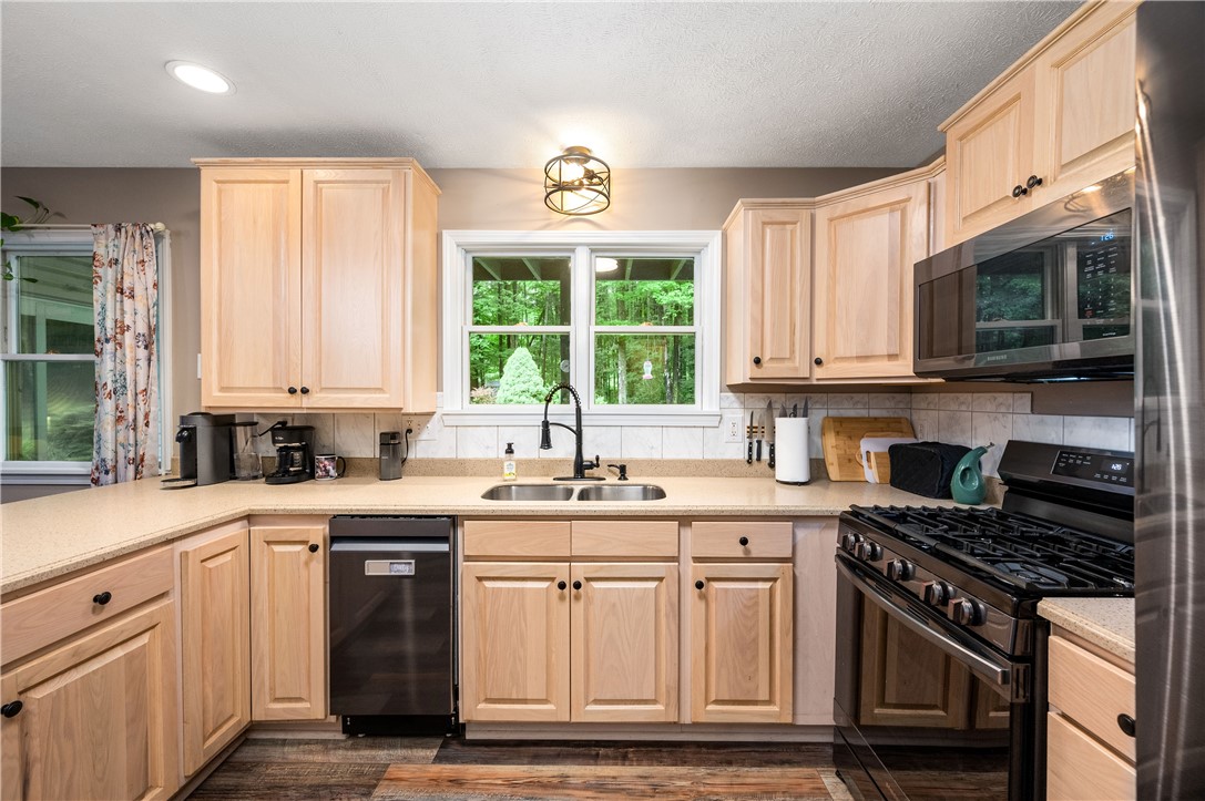 118 Hunter Ridge Road