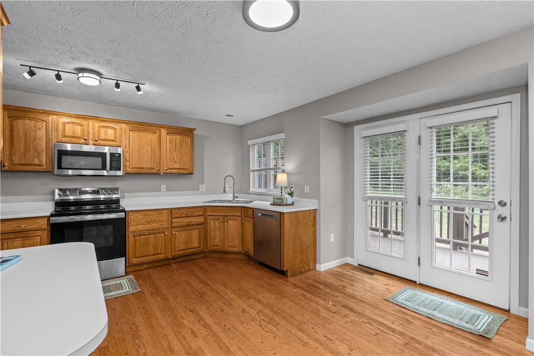 660 Village Green Blvd E