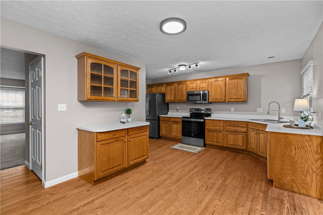 660 Village Green Blvd E