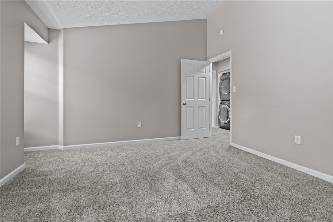 660 Village Green Blvd E