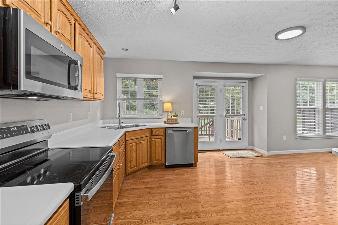 660 Village Green Blvd E