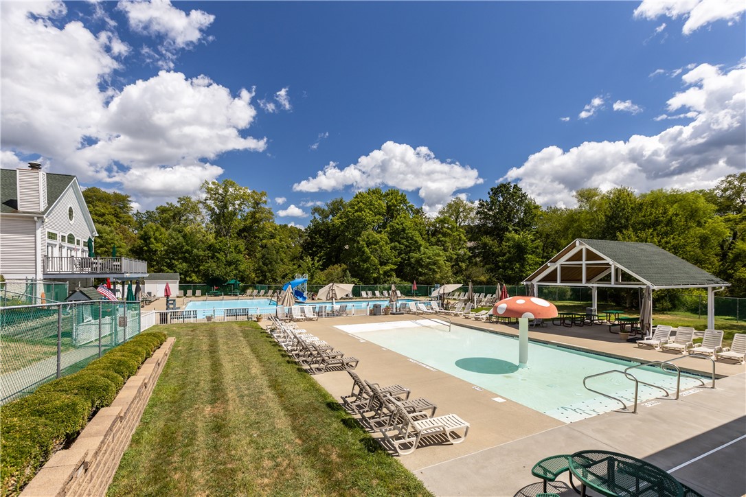 660 Village Green Blvd E