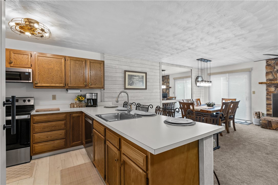 1812 Eagles Ridge Ct