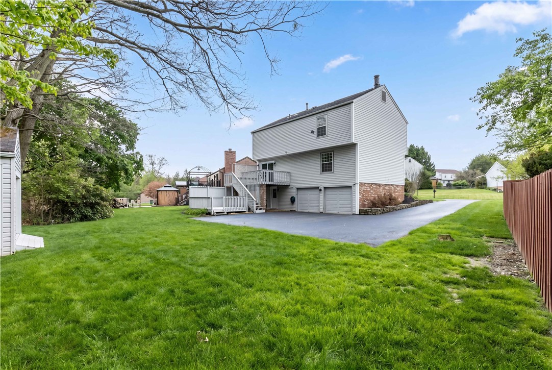 570 Bruton