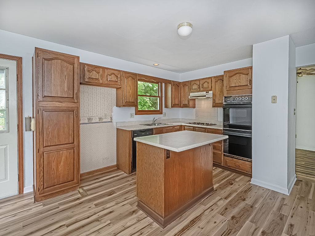 2551 Cole ROAD