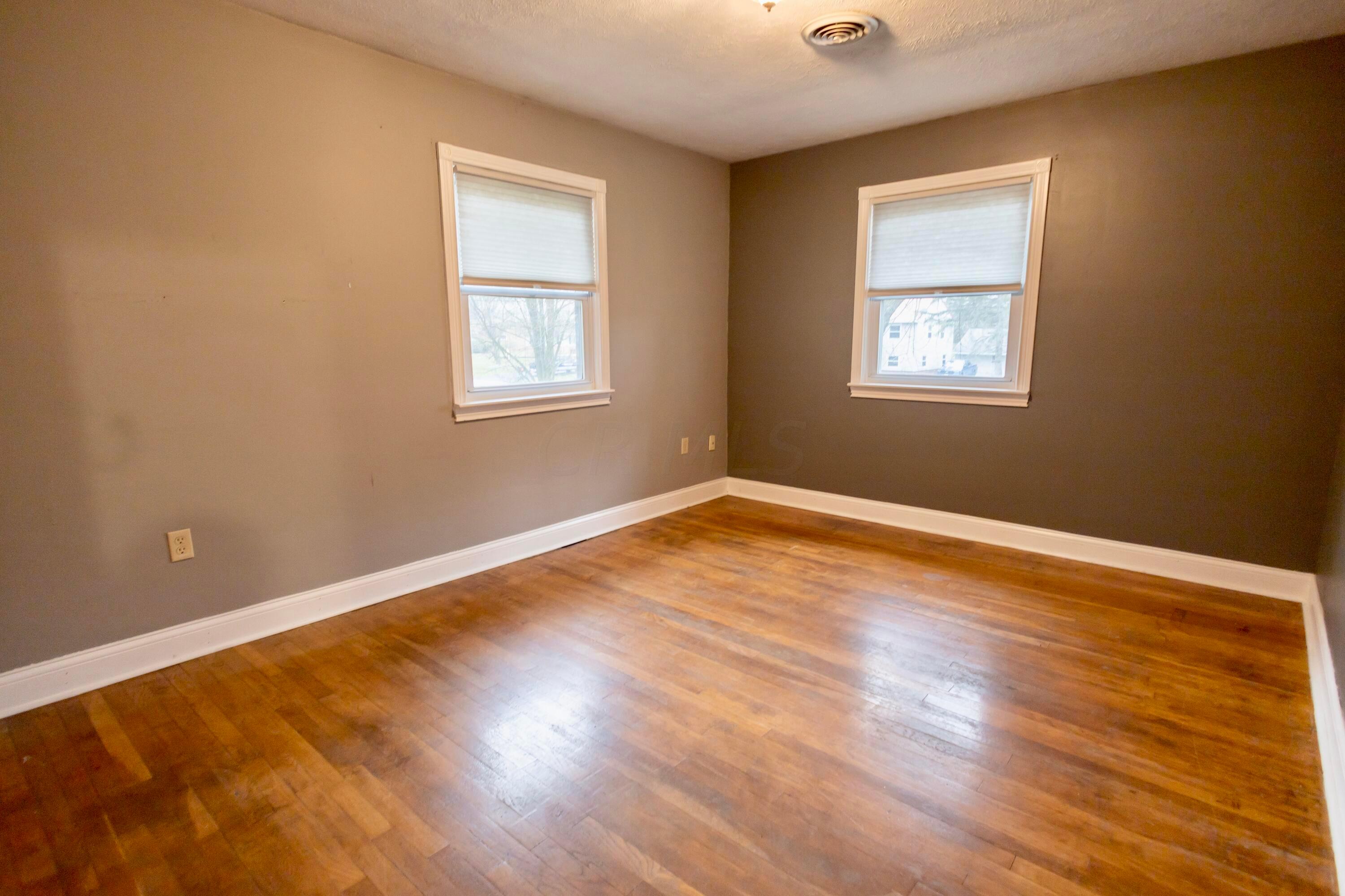 810 Richland Terrace