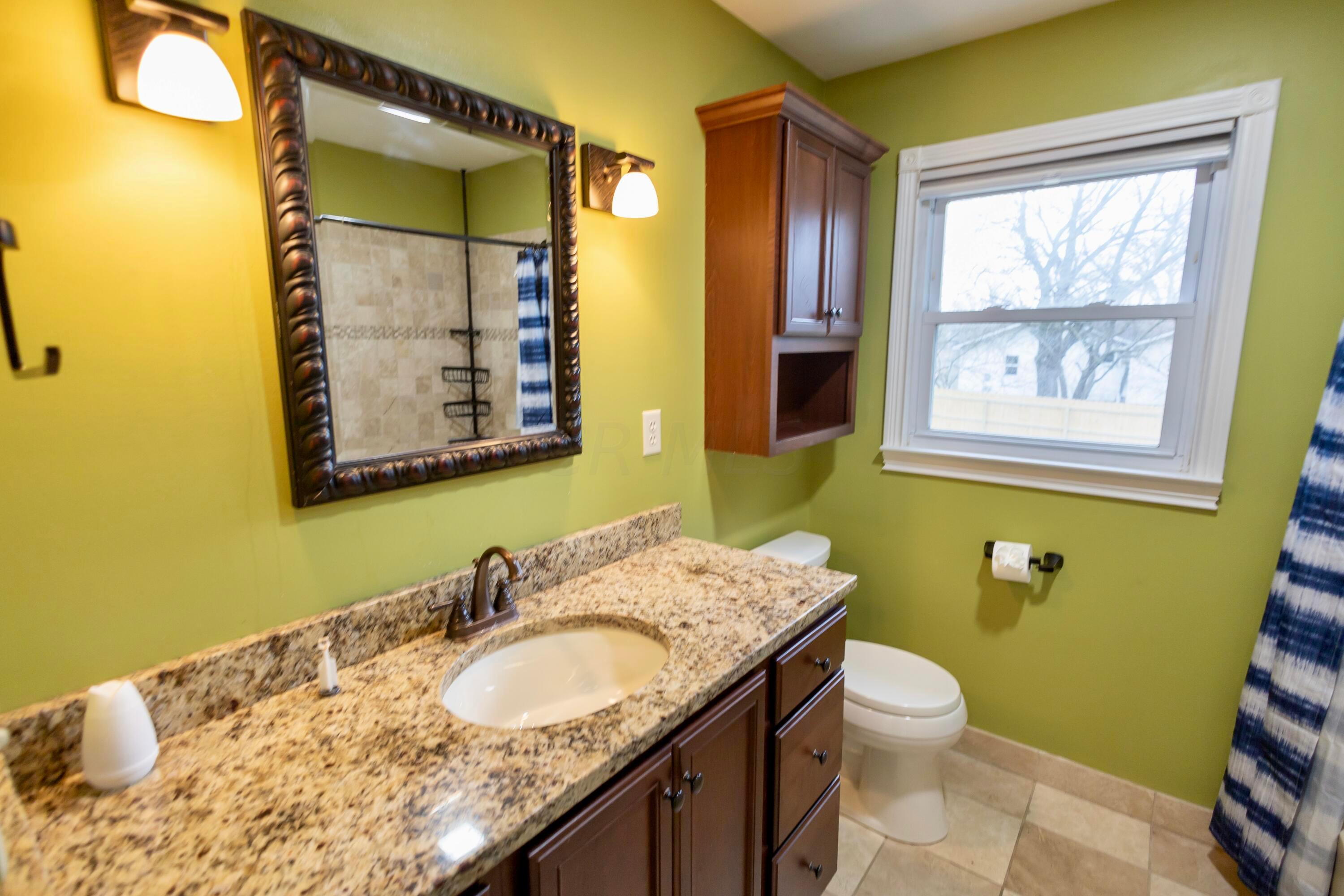 810 Richland Terrace