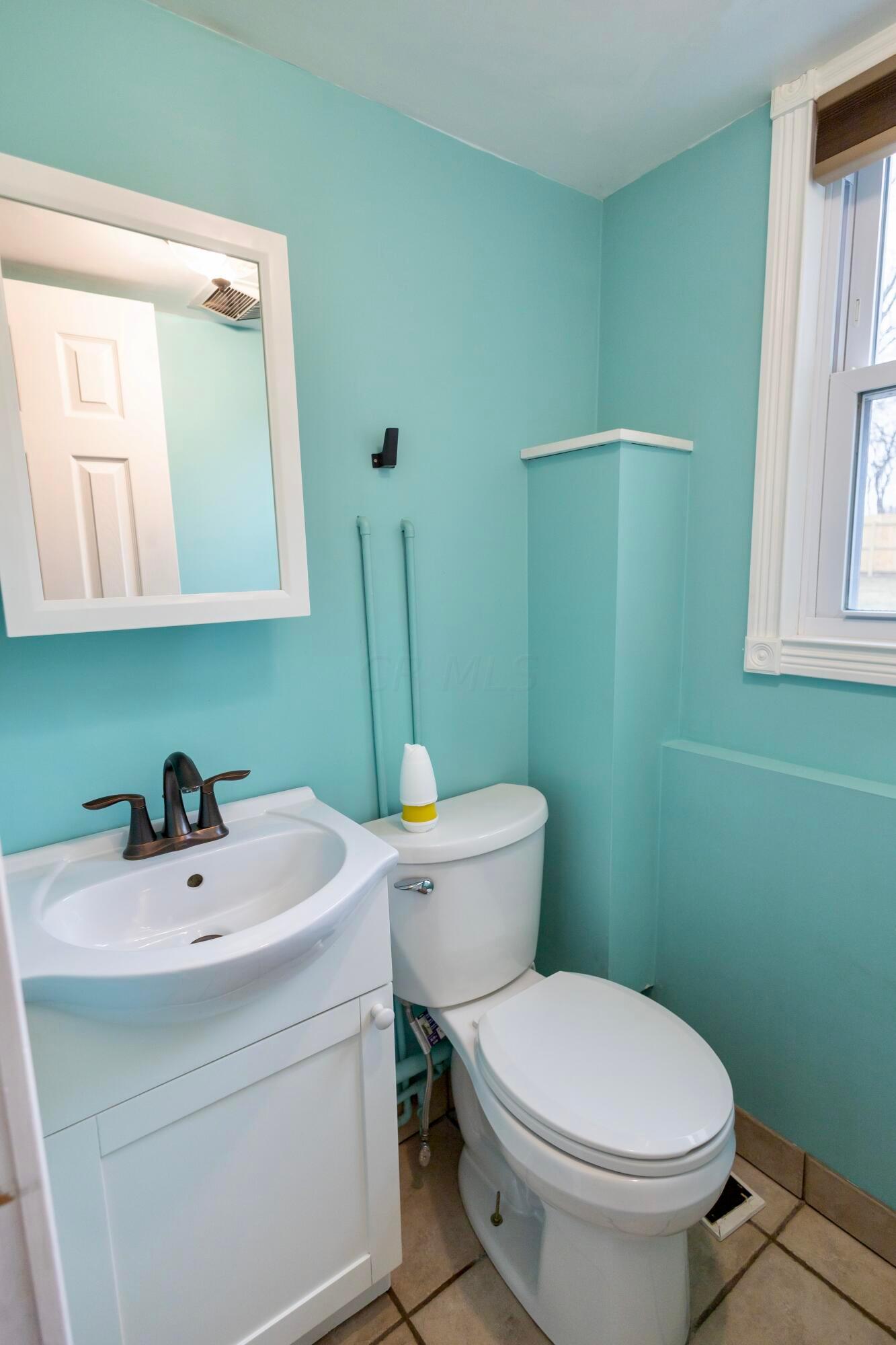 810 Richland Terrace