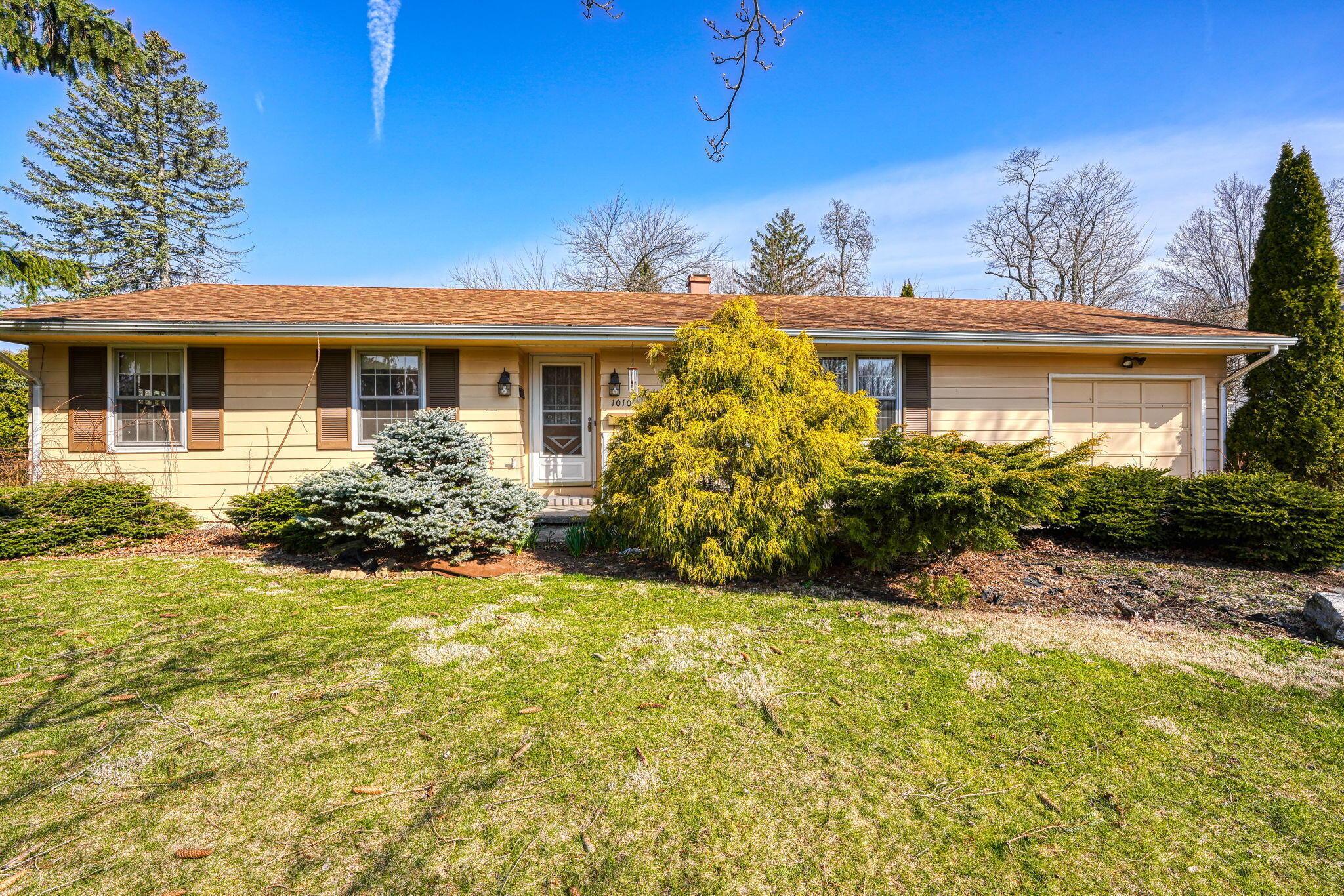 1010 Marseille Drive