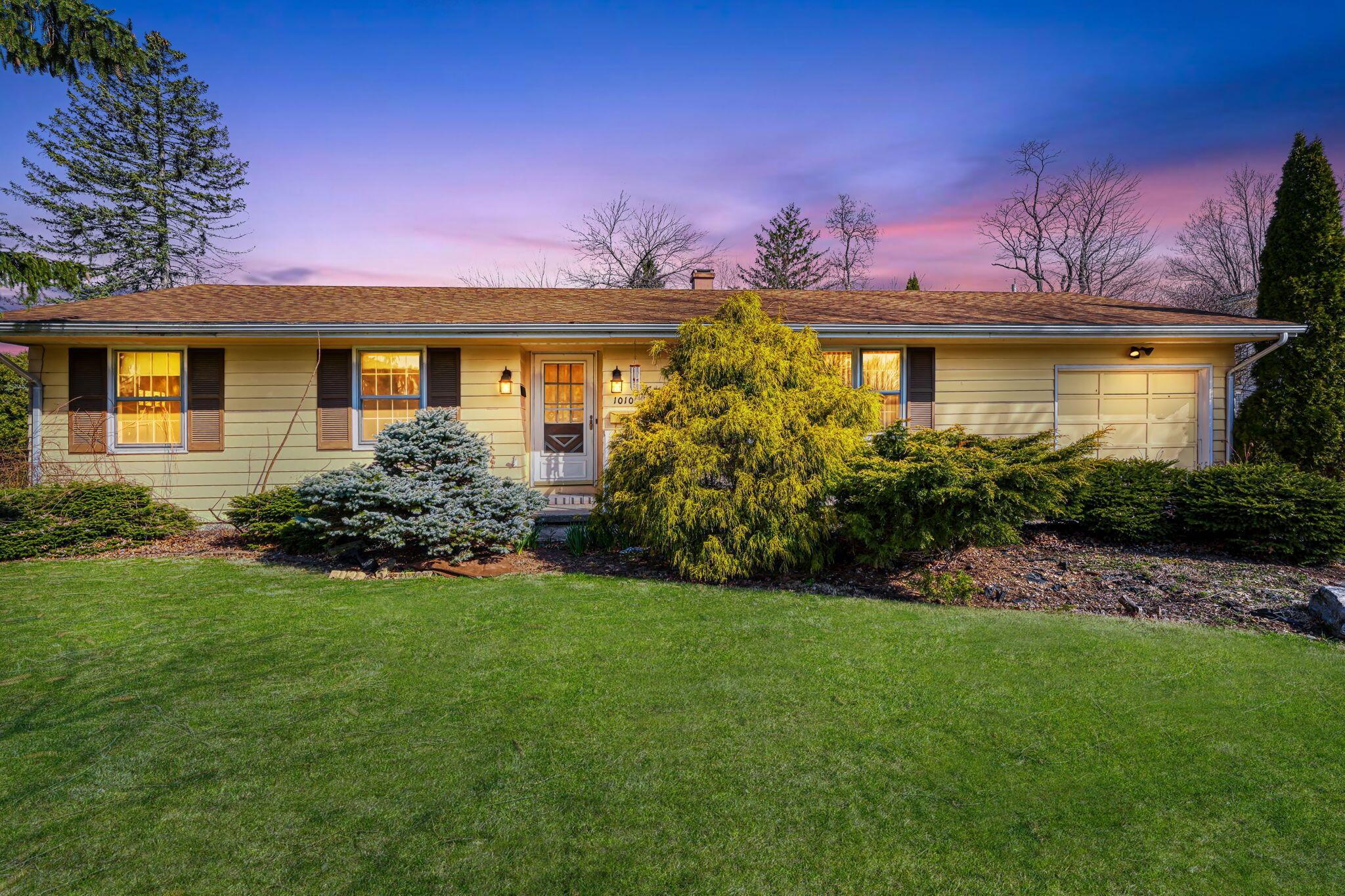 1010 Marseille Drive