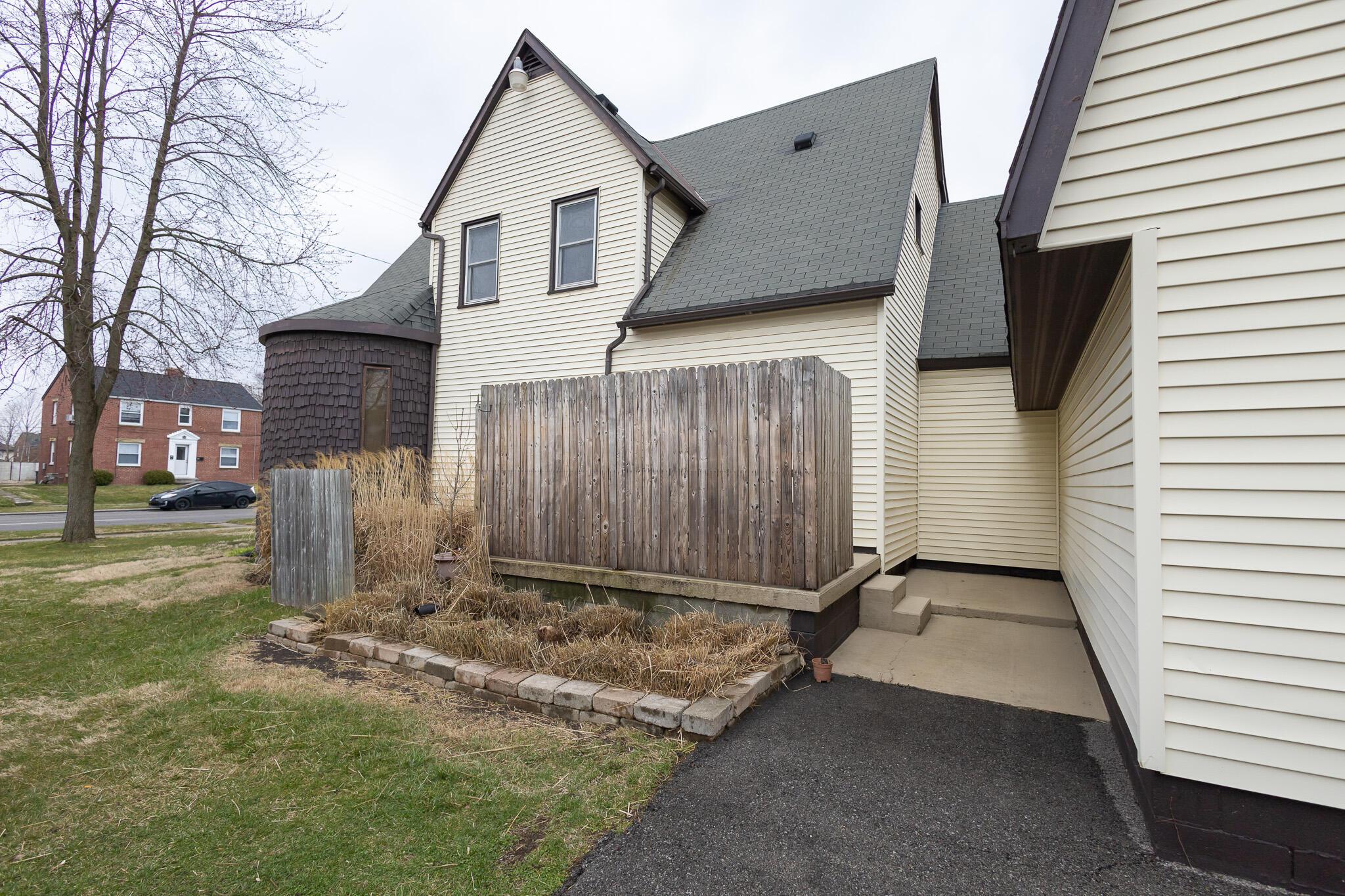 458 N Prospect Street