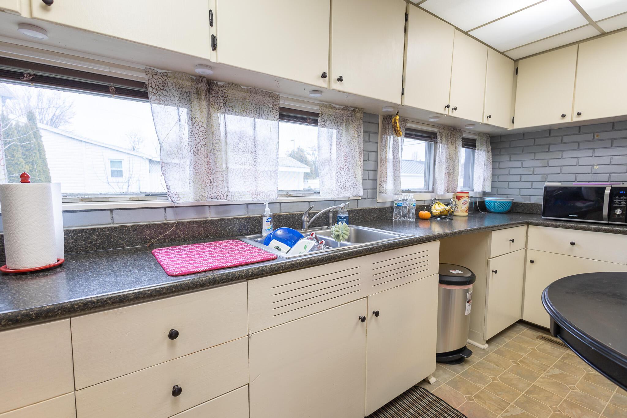 458 N Prospect Street