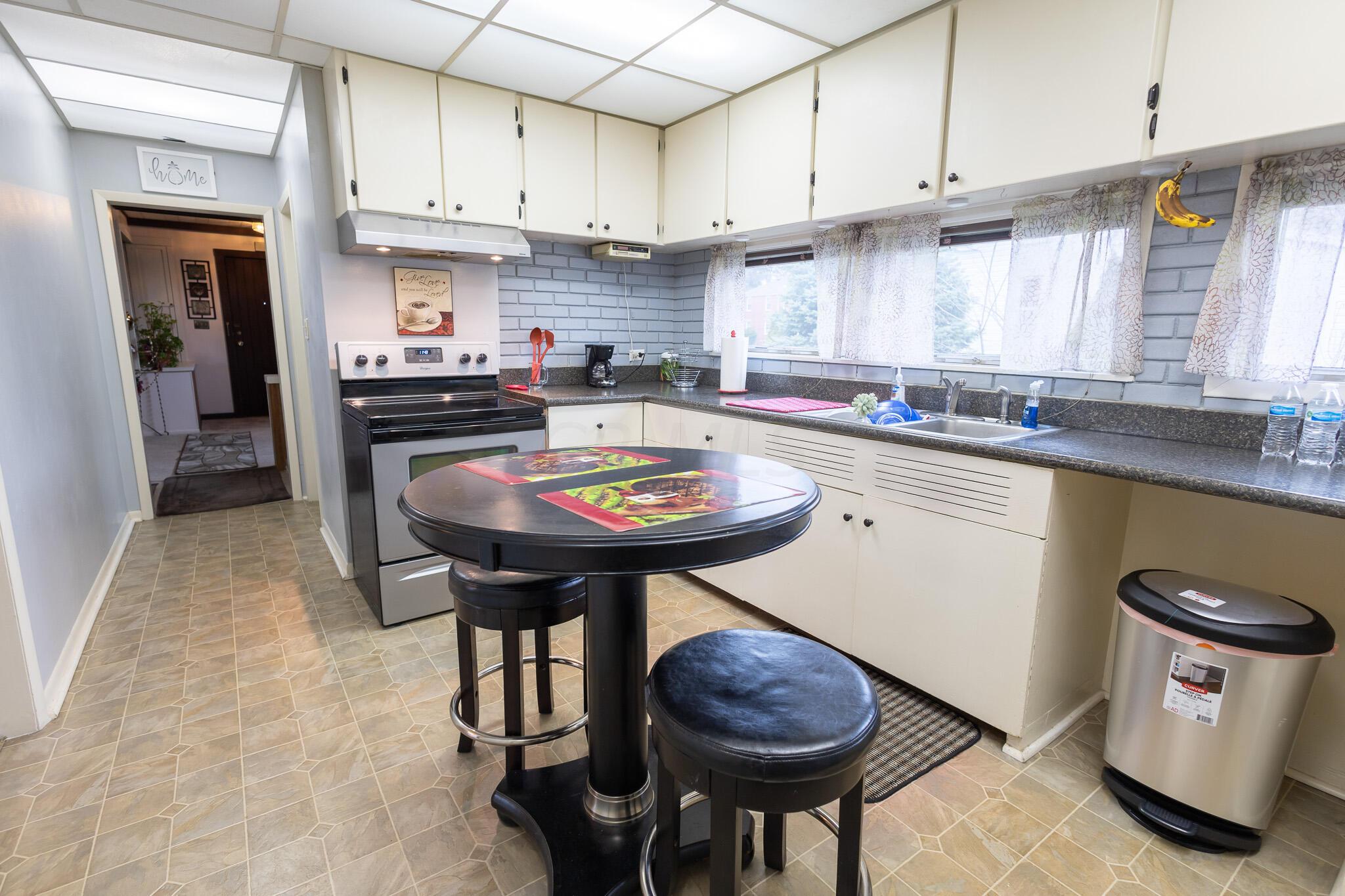 458 N Prospect Street