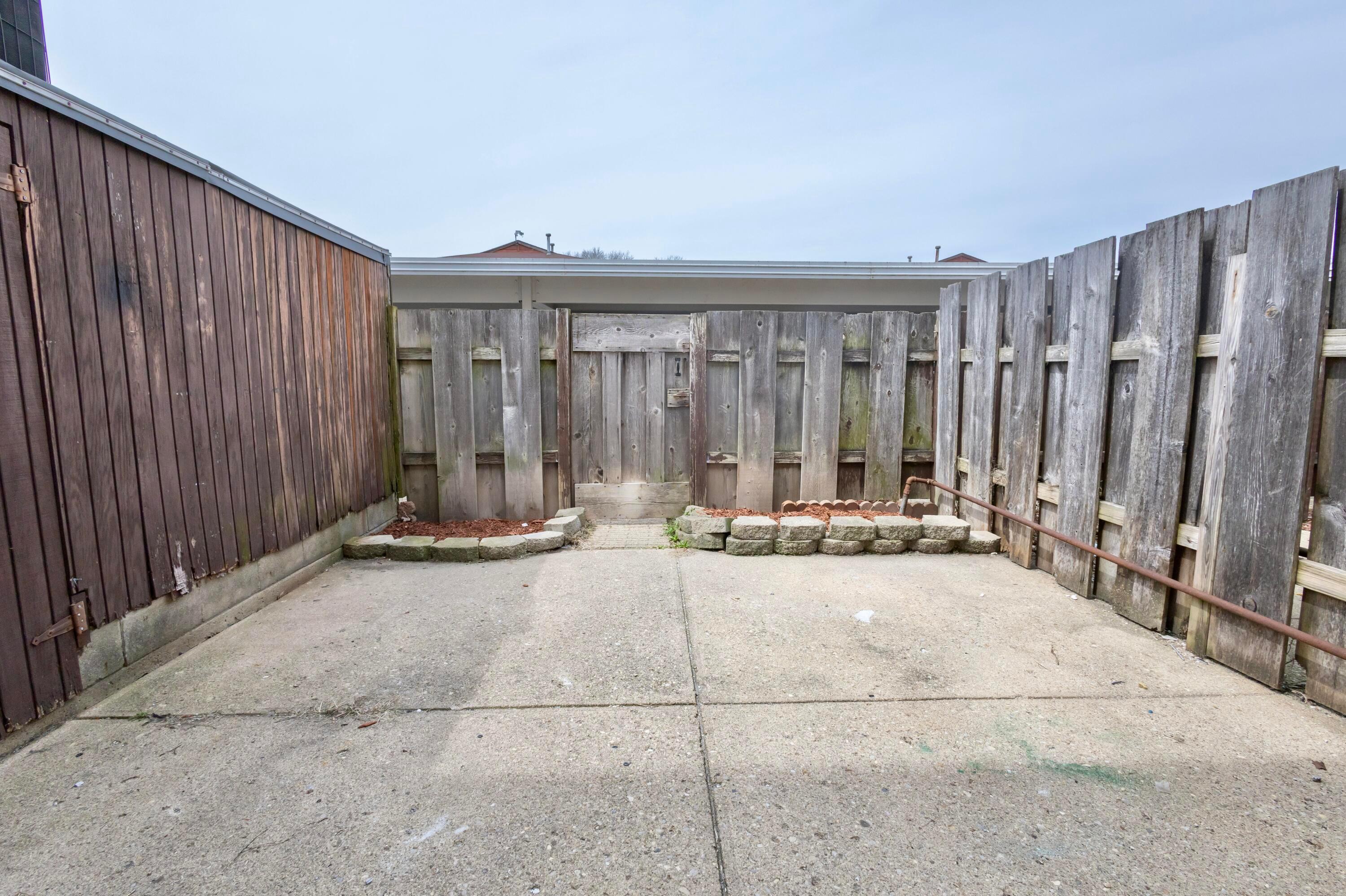 2331 Woodbrook Circle N, 344