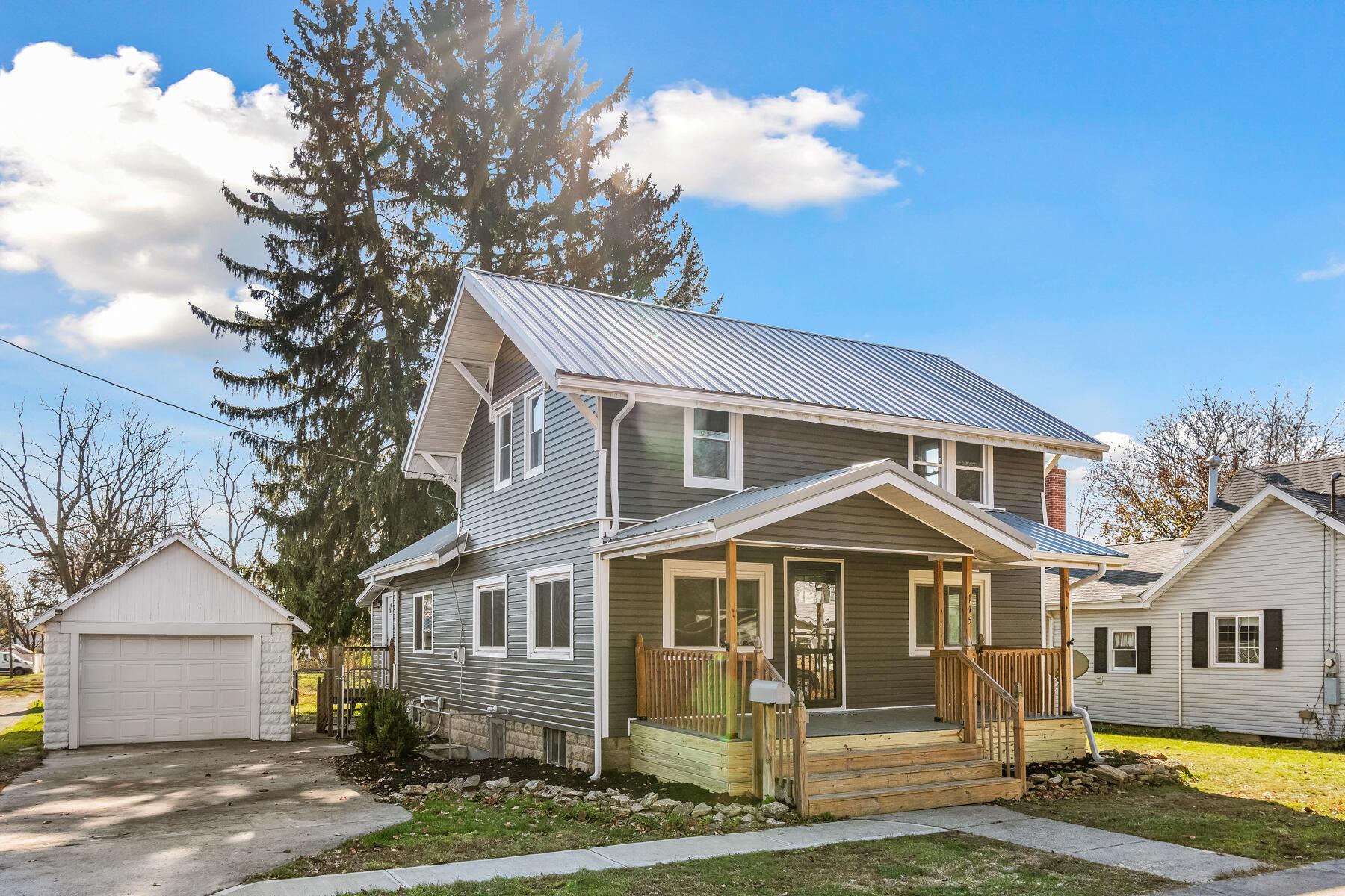 115 W Bomford Street